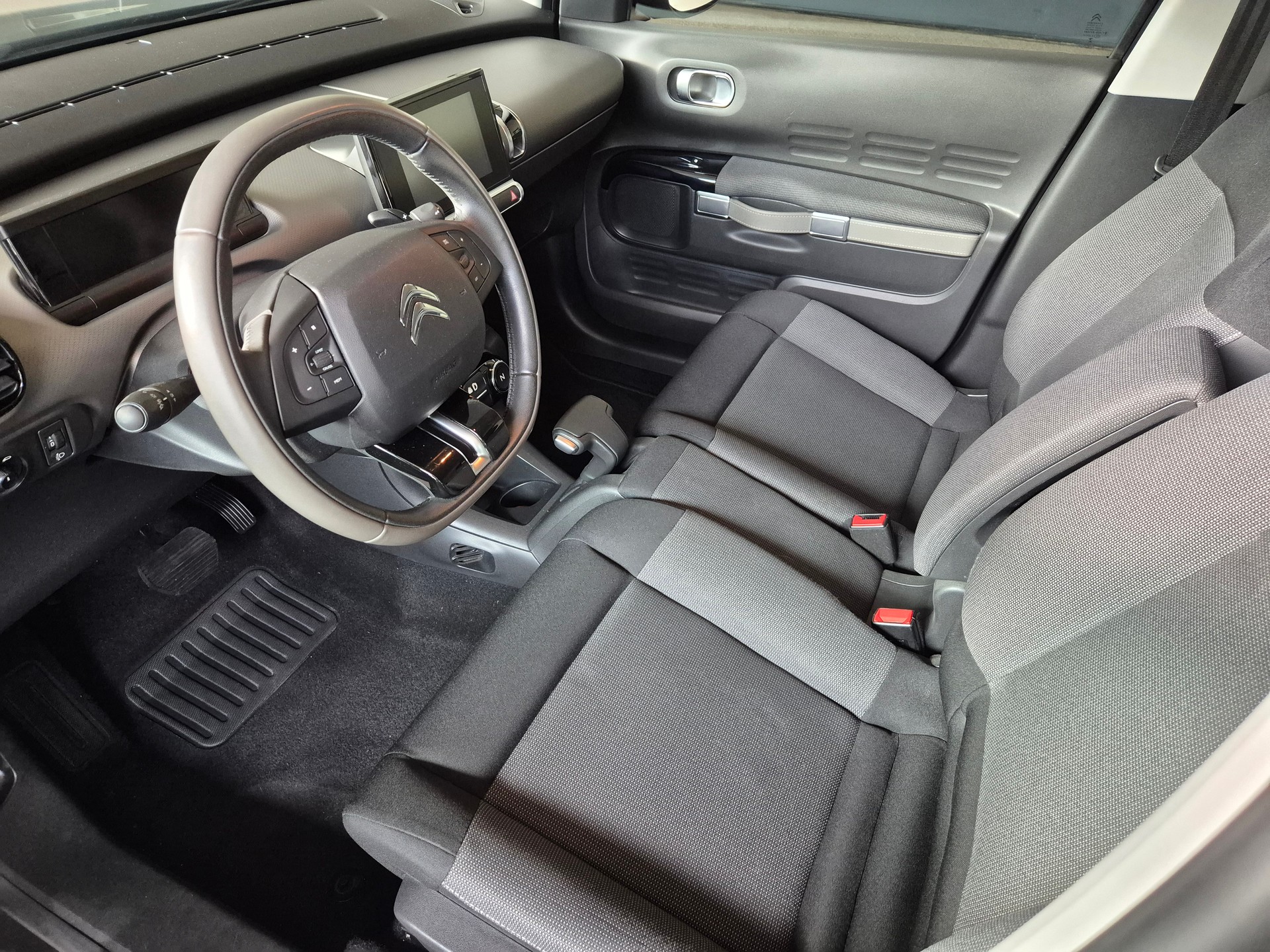 CITROEN C4 Cactus 1.2 e-VTi Feel ETG-image-5