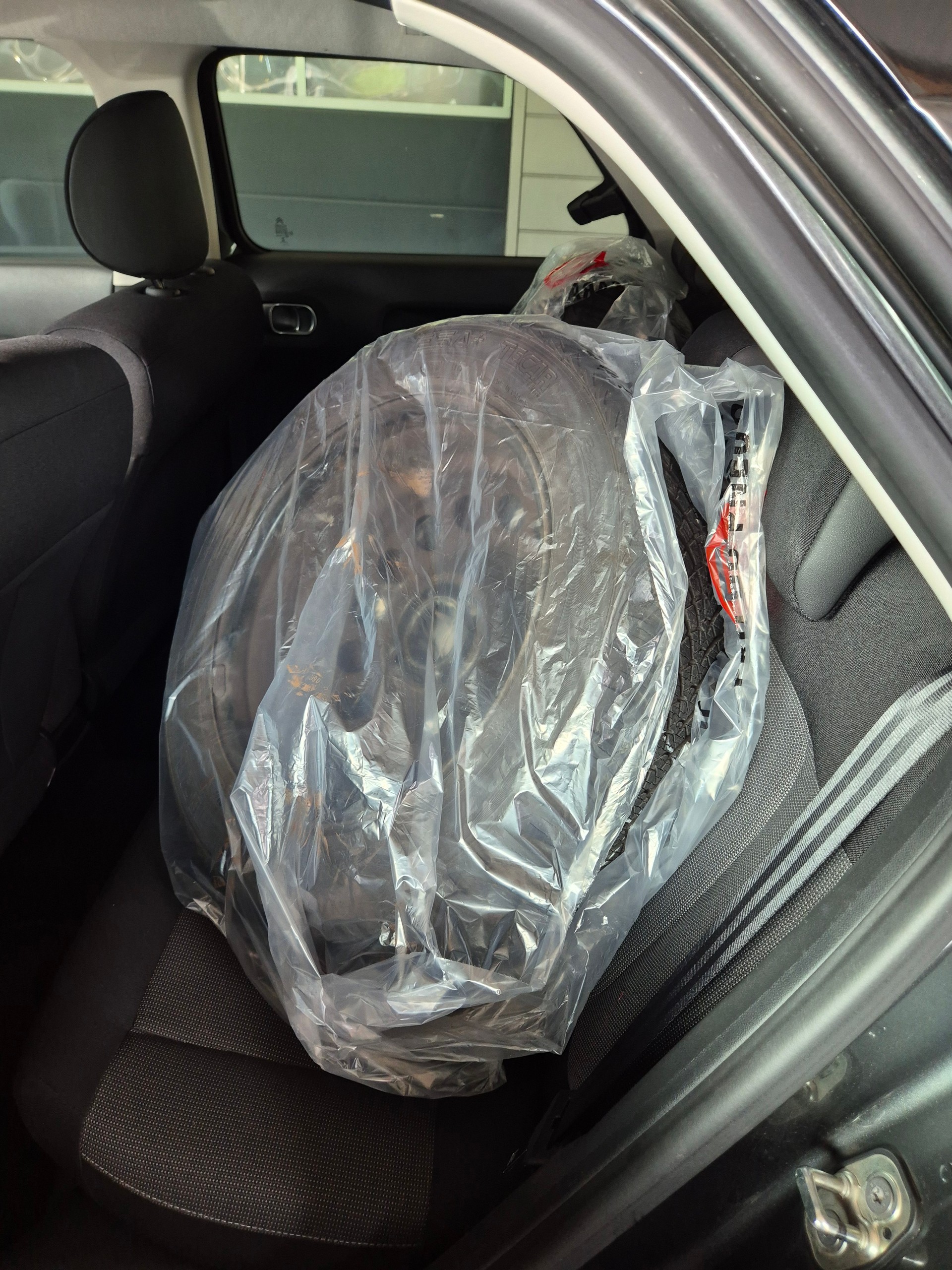 CITROEN C4 Cactus 1.2 e-VTi Feel ETG-image-8