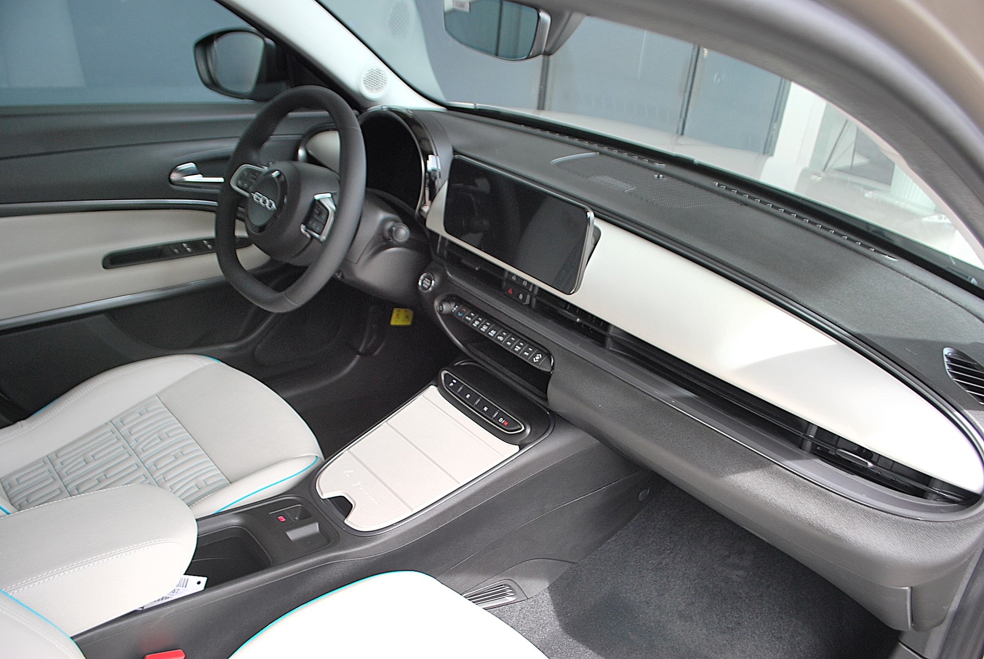 FIAT 600h MildHybrid La Prima-image-9
