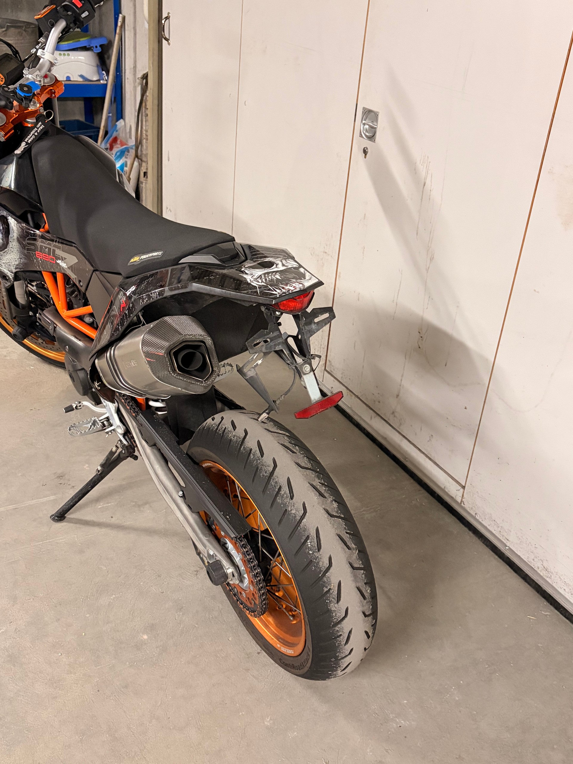 KTM 690 SMC R-image-2