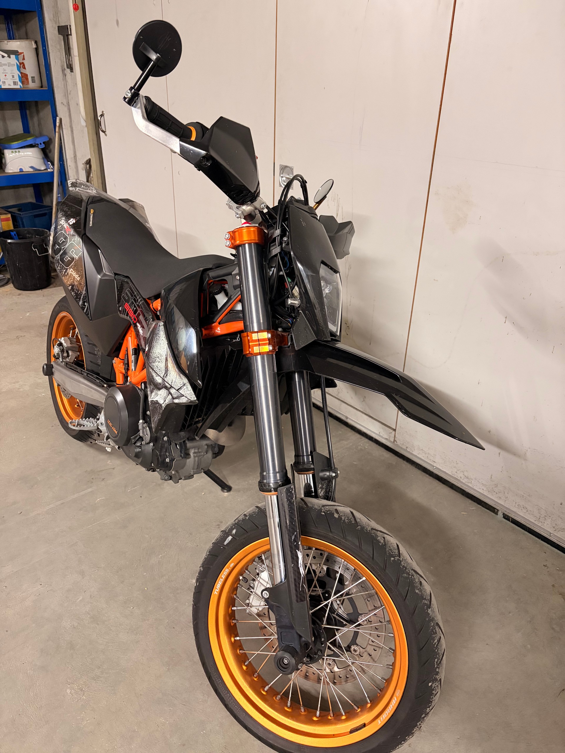KTM 690 SMC R-image-5