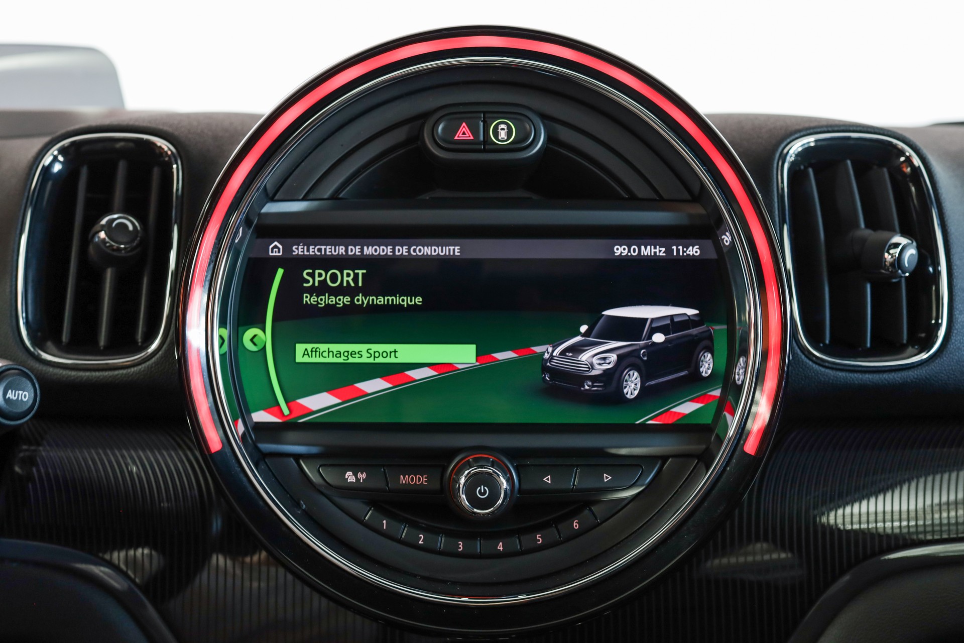 MINI Countryman Cooper S E ALL4 Steptronic-image-17