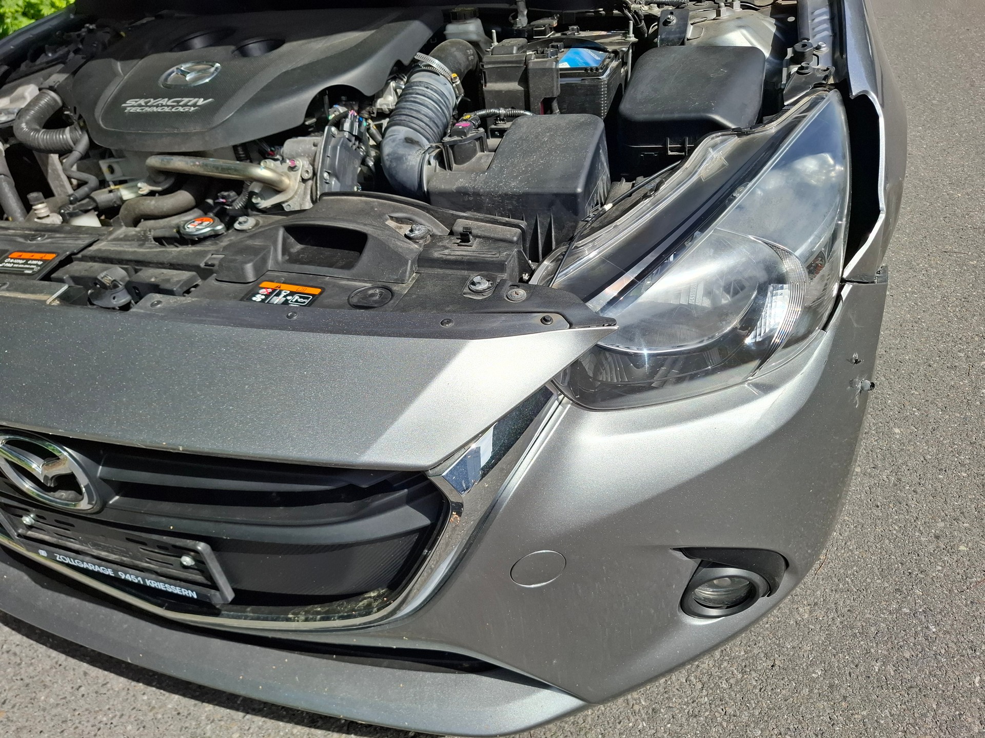 MAZDA 2 1.5 CD 16V Skyactiv-D Revolution-image-12