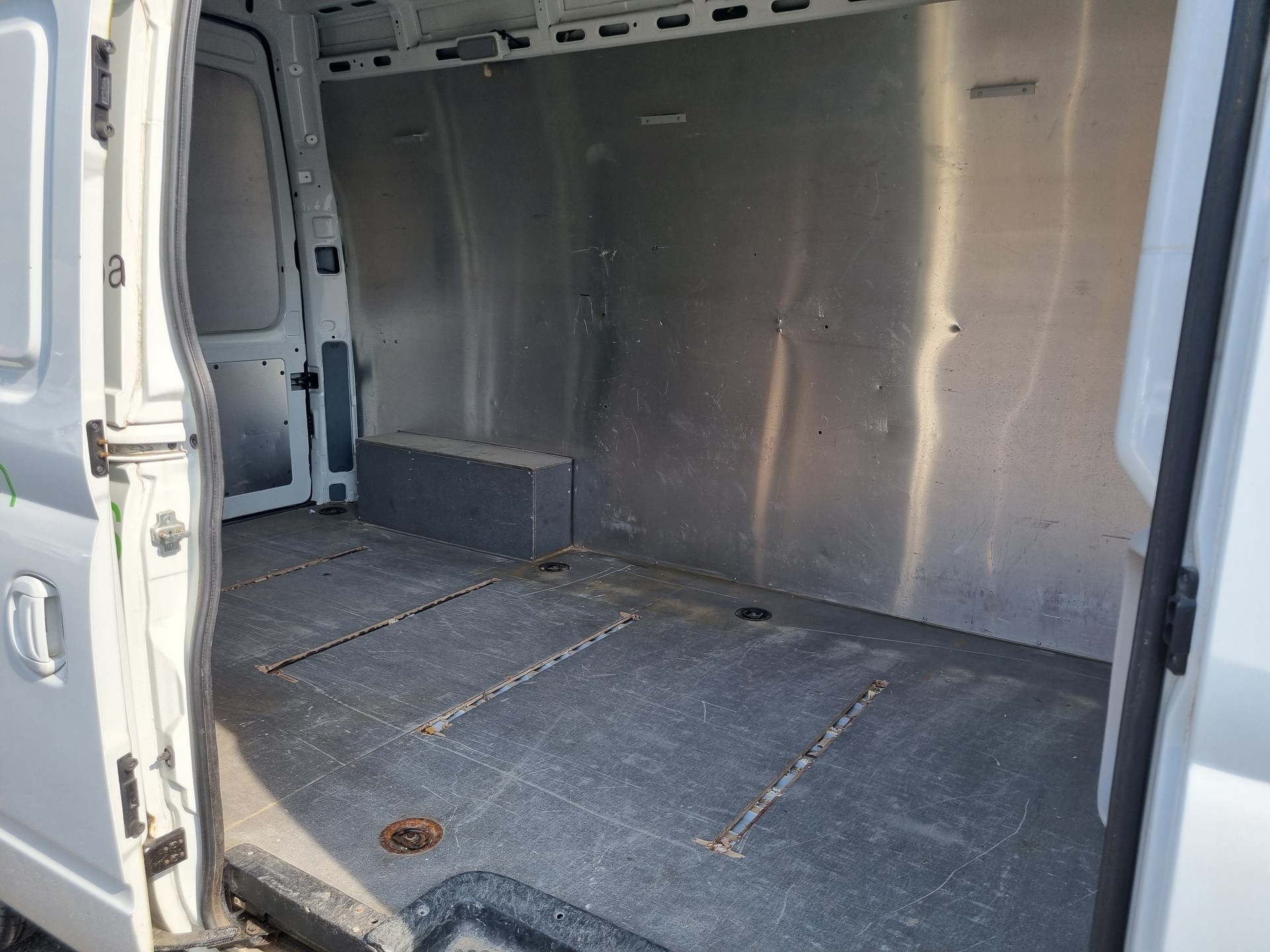 MAXUS EV80 Kastenaufbau H3-image-9