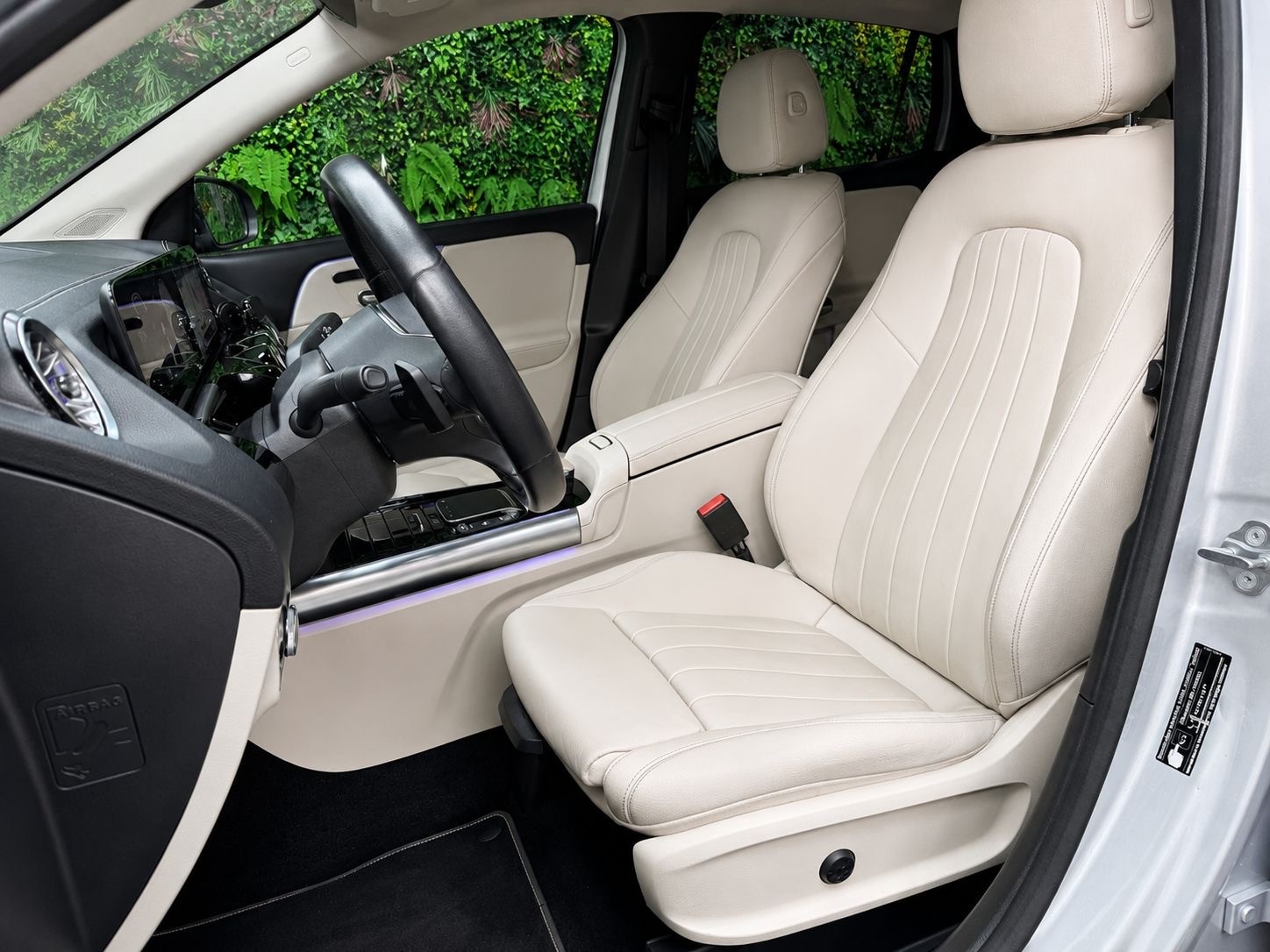 MERCEDES-BENZ GLA 220d 4Matic Progressive 8G-DCT-image-10