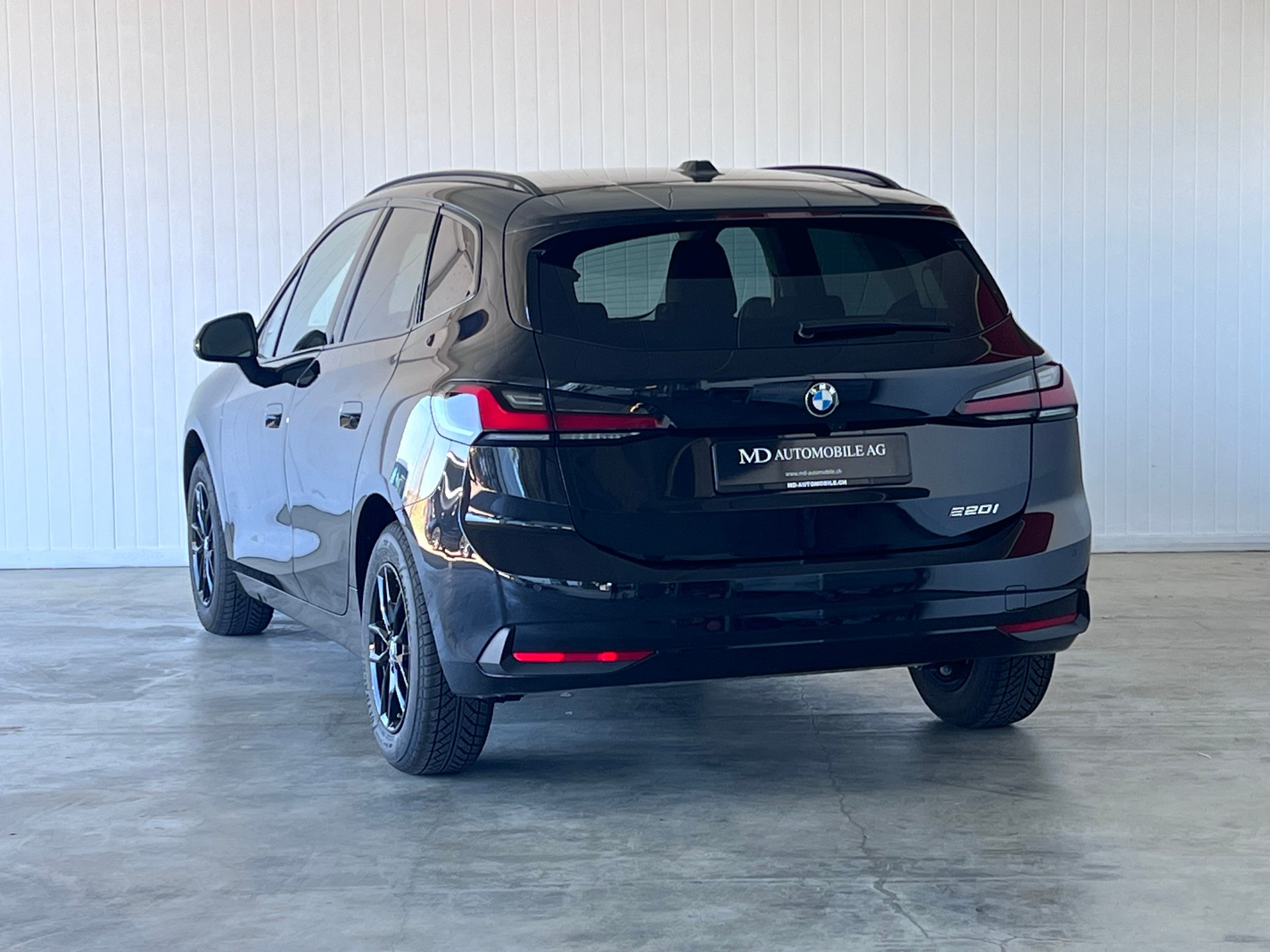 BMW 220i Active Tourer DKG-image-9