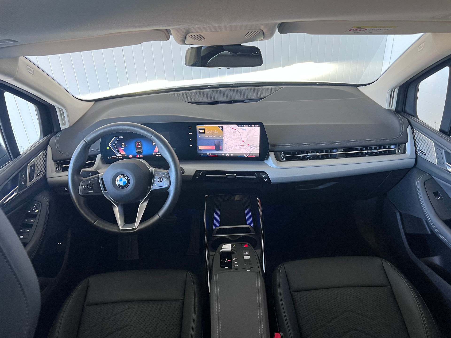 BMW 220i Active Tourer DKG-image-19