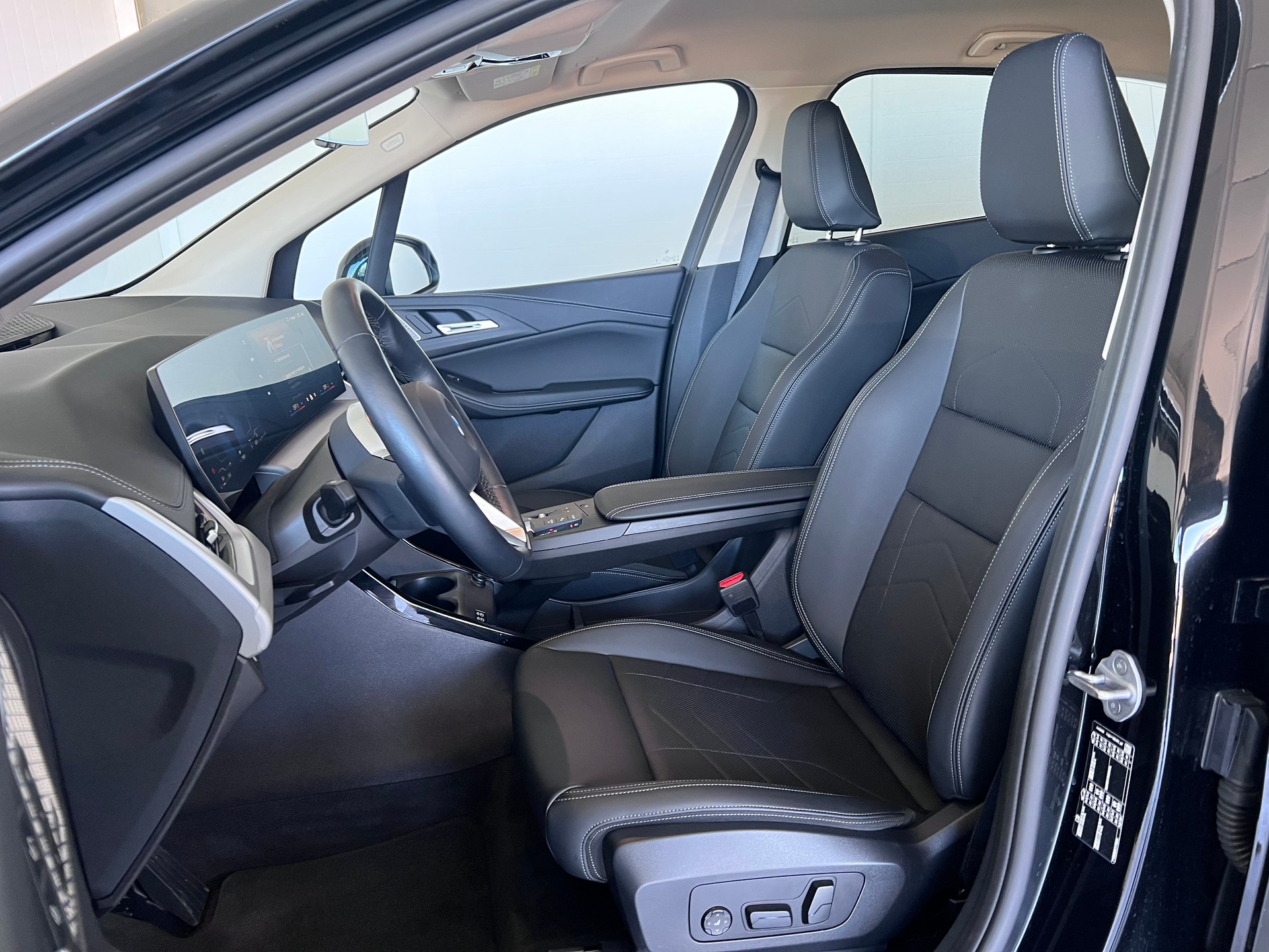 BMW 220i Active Tourer DKG-image-13