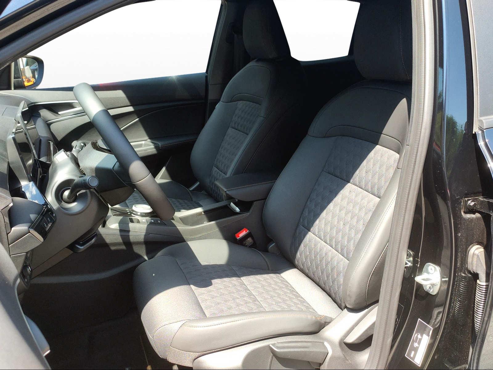 MG 3 1.5 Hybrid Luxury-image-8