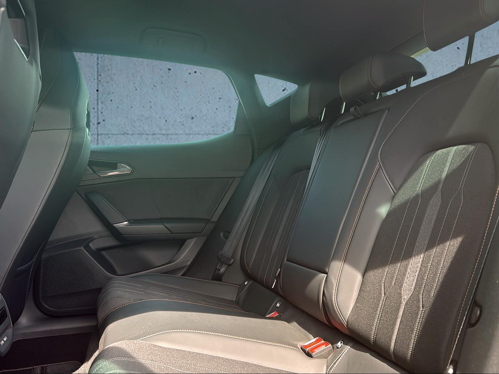 CUPRA LEON 1.4 e-HYBRID pHEV DSG-image-11