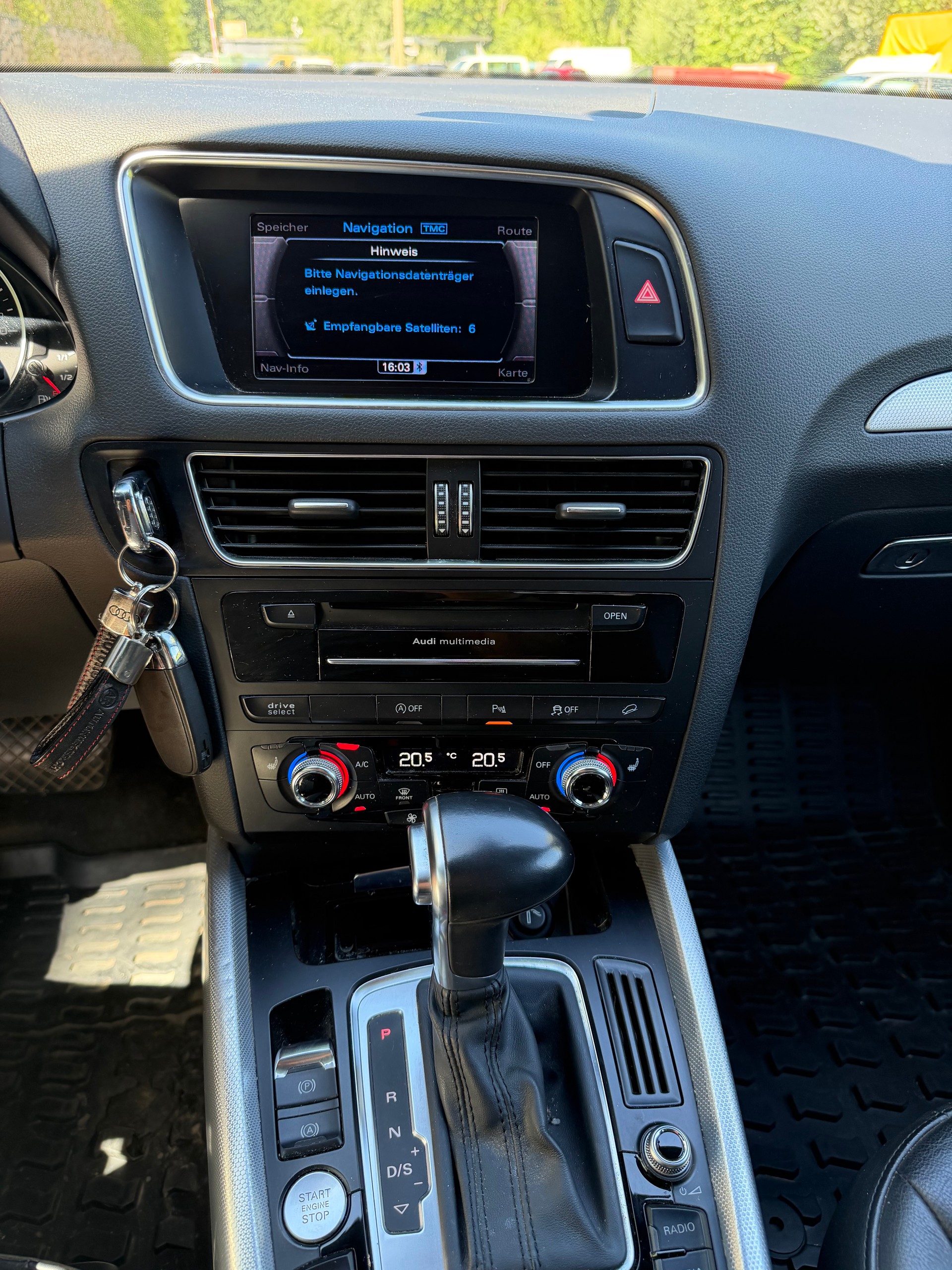 AUDI Q5 3.0 TDI quattro S-tronic-image-9