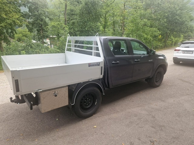 TOYOTA Hilux 2.4D-4D Comfort Double Cab 4x4 - Ponte Fisso in Alluminio "NUOVO" - Gancio Traino KG. 3500-image-4