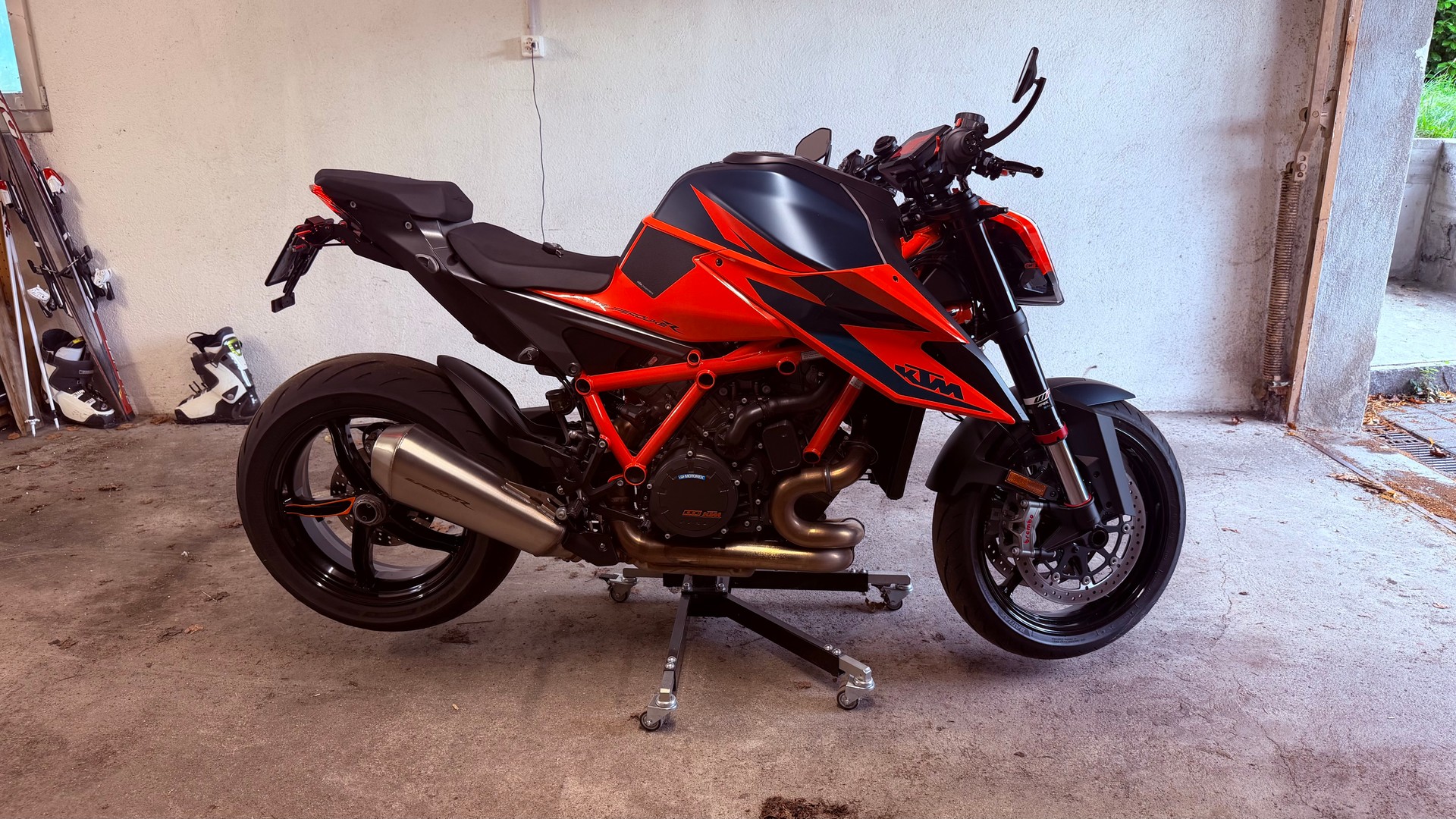 KTM 1290 Super Duke R-image-0