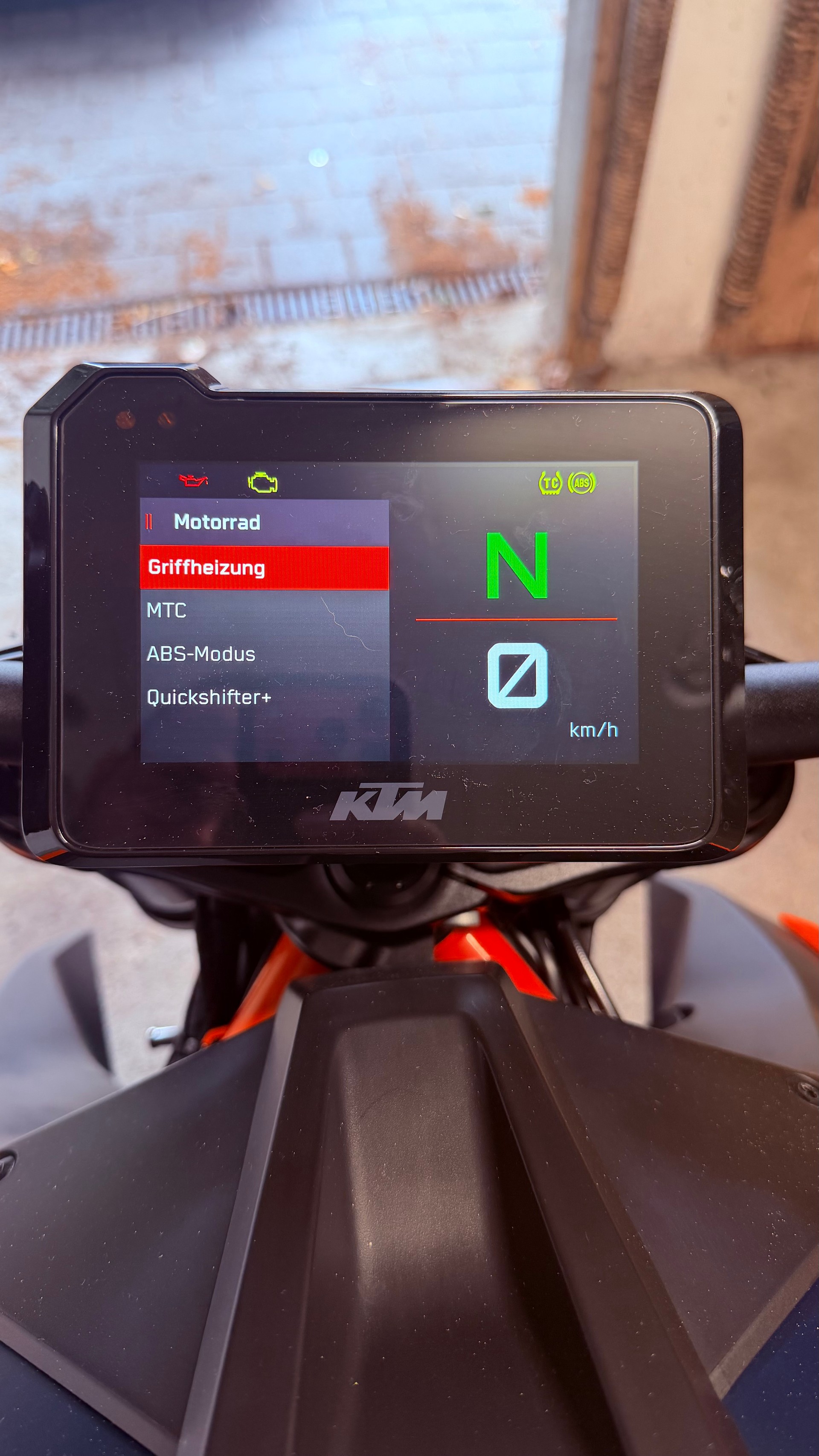 KTM 1290 Super Duke R-image-5