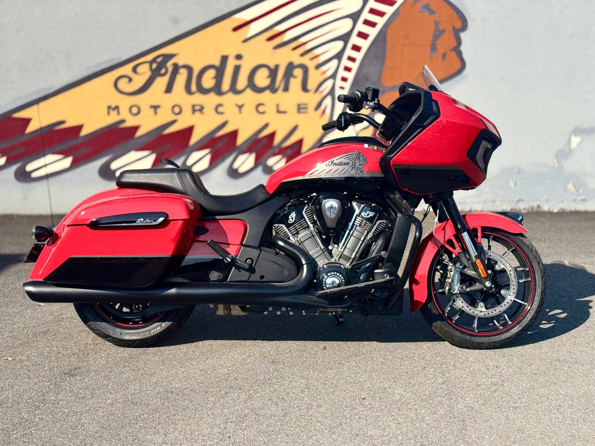INDIAN Challenger Dark Horse-image-0