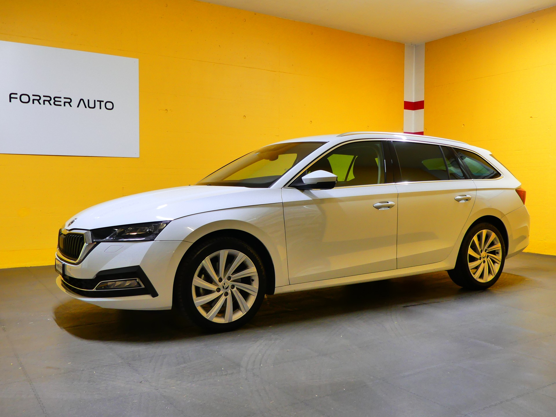 SKODA Octavia Combi 2.0 TDI DSG Style 4x4