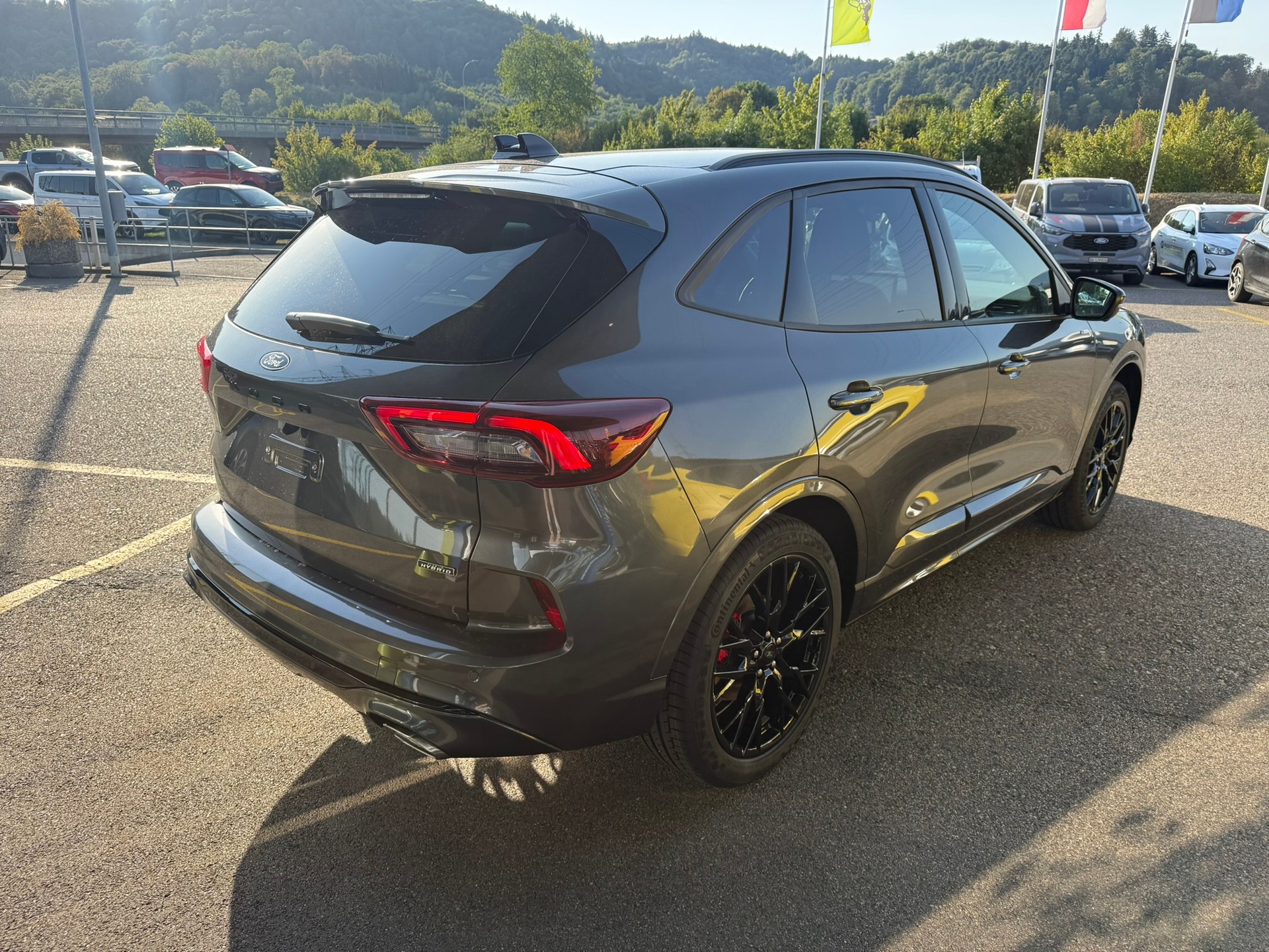 FORD Kuga 2.5 PHEV ST-Line X FWD-image-5