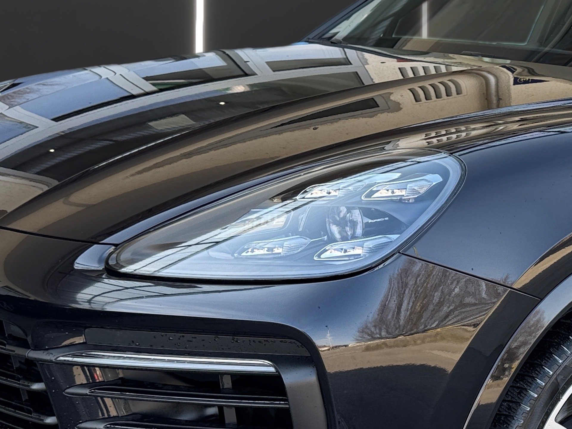 PORSCHE Cayenne S-image-7