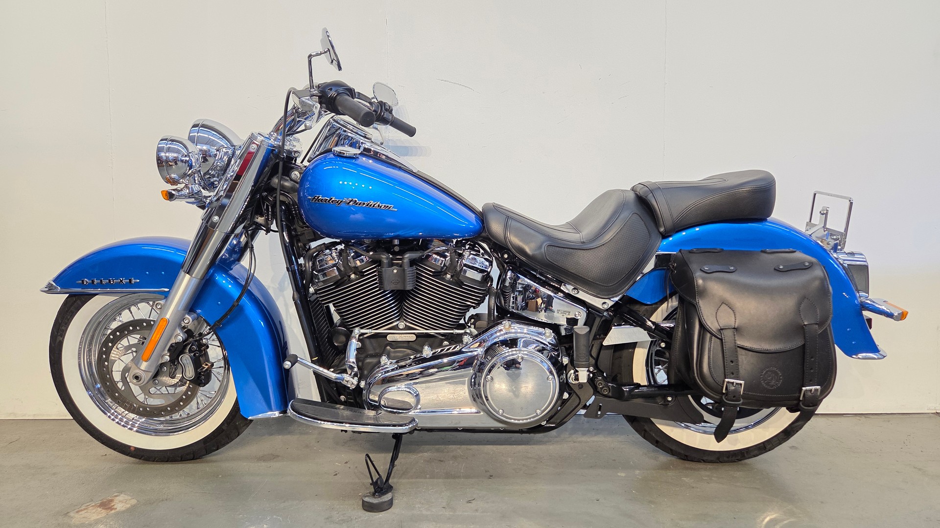 HARLEY-DAVIDSON FLDE Deluxe 107 ABS-image-1