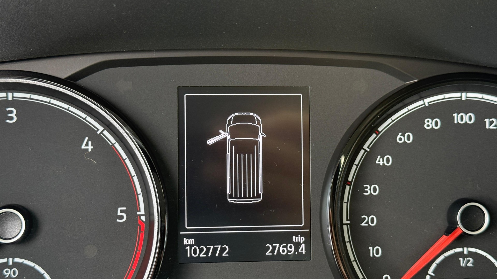 VW T6.1 2.0 TDI DSG EINBAUSCHRÄNKE!!!-image-26