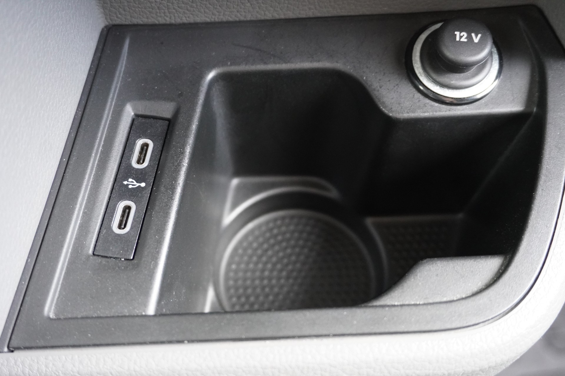 VW T6.1 2.0 TDI DSG EINBAUSCHRÄNKE!!!-image-20