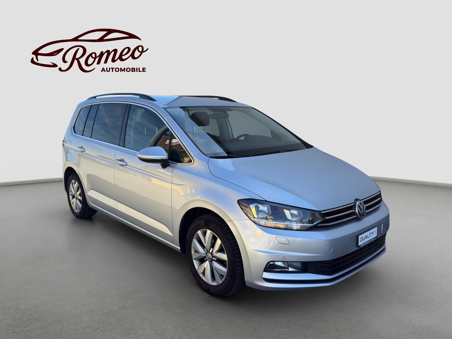VW Touran 1.6 TDI BlueMotion Technology Comfortline DSG ** Frisch ab MFK und Service **-image-3