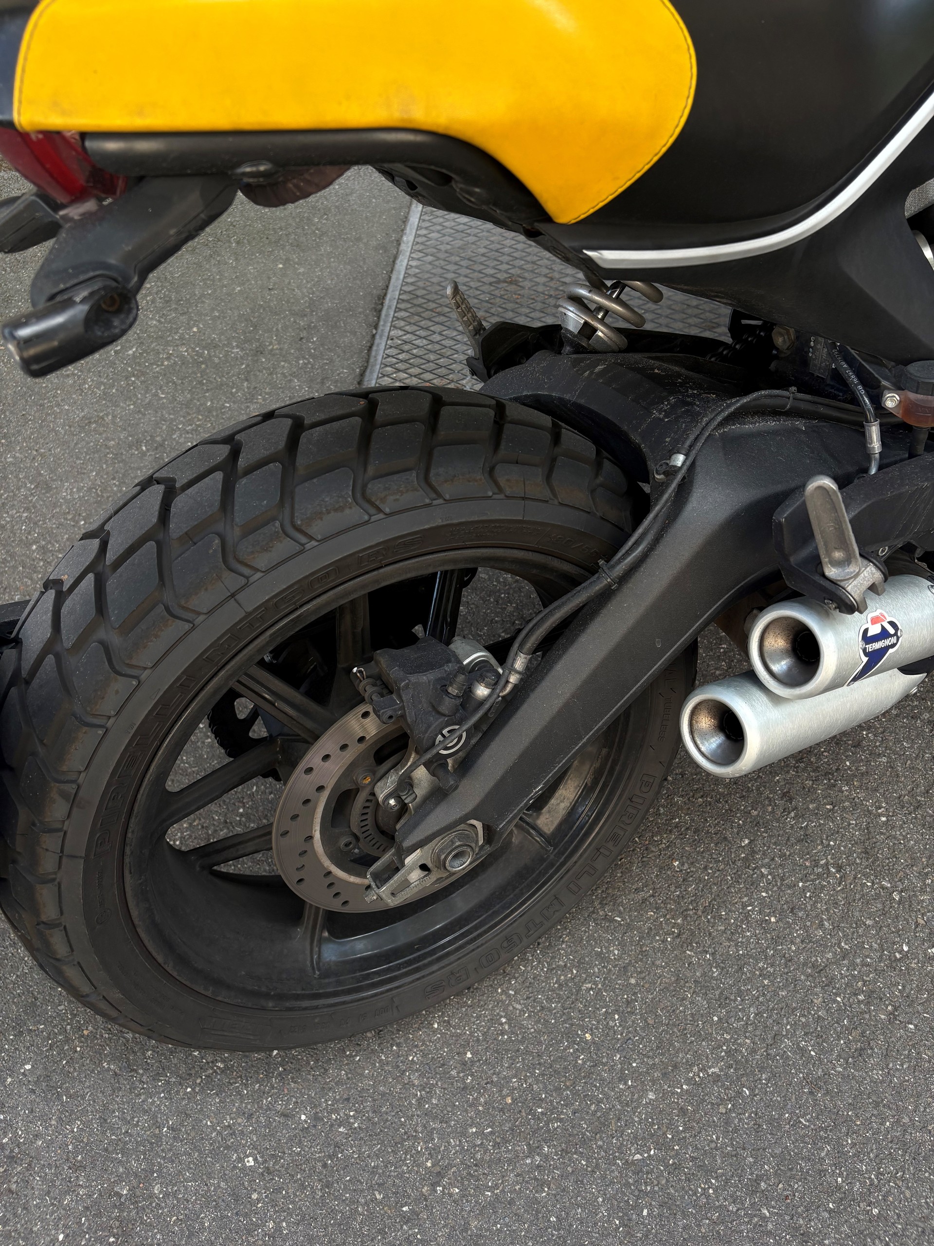DUCATI SCRAMBLER 800-image-3