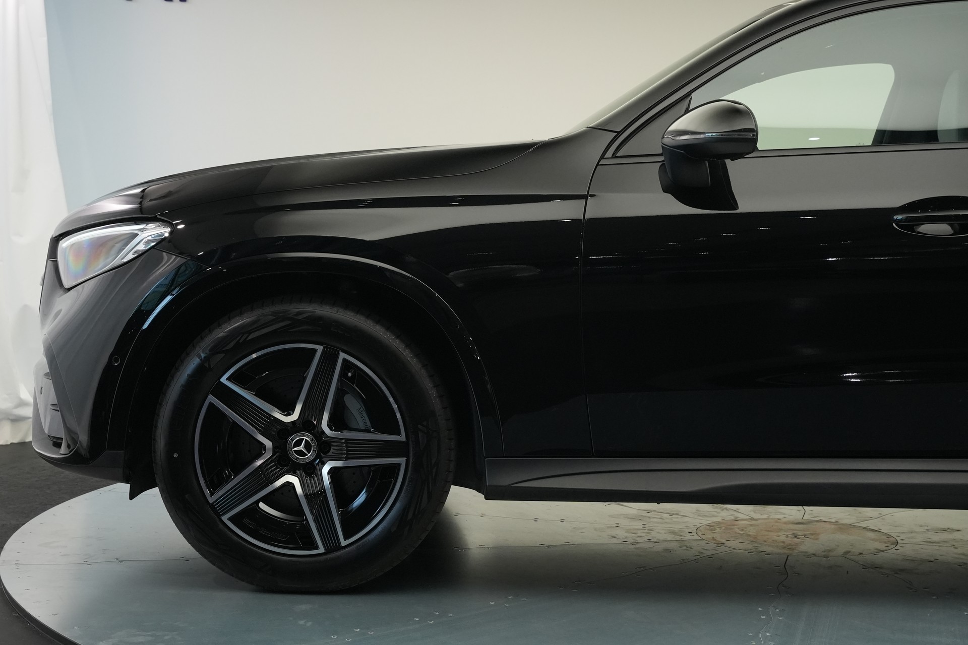 MERCEDES-BENZ GLC Coupé 200 4Matic AMG Line 9G-Tronic *AHK* *Assistenzpaket* *Lenkradheizung*-image-42