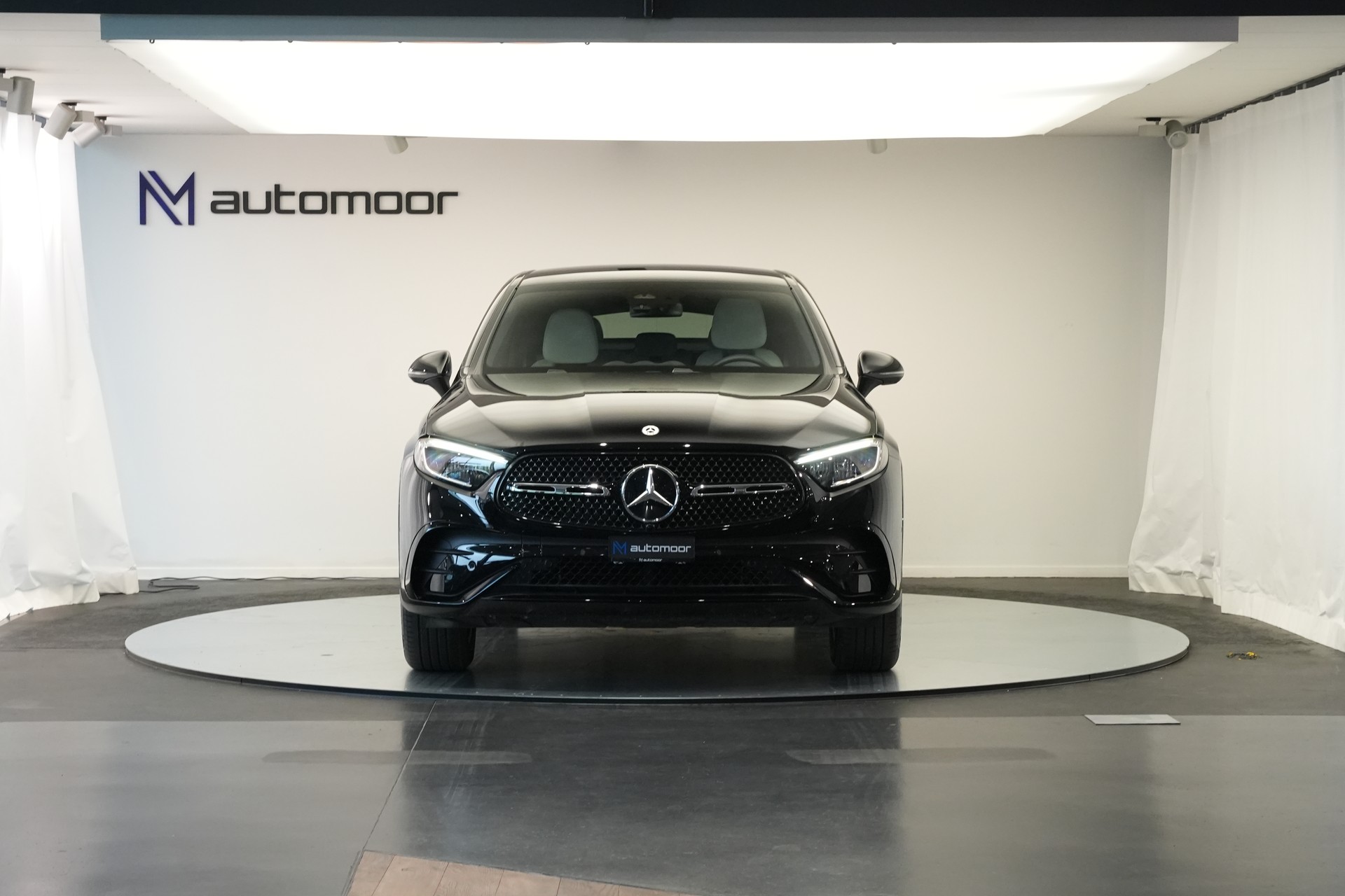 MERCEDES-BENZ GLC Coupé 200 4Matic AMG Line 9G-Tronic *AHK* *Assistenzpaket* *Lenkradheizung*-showroom-element-1