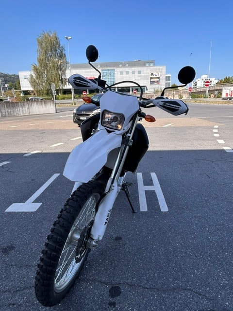 YAMAHA WR 250-image-2