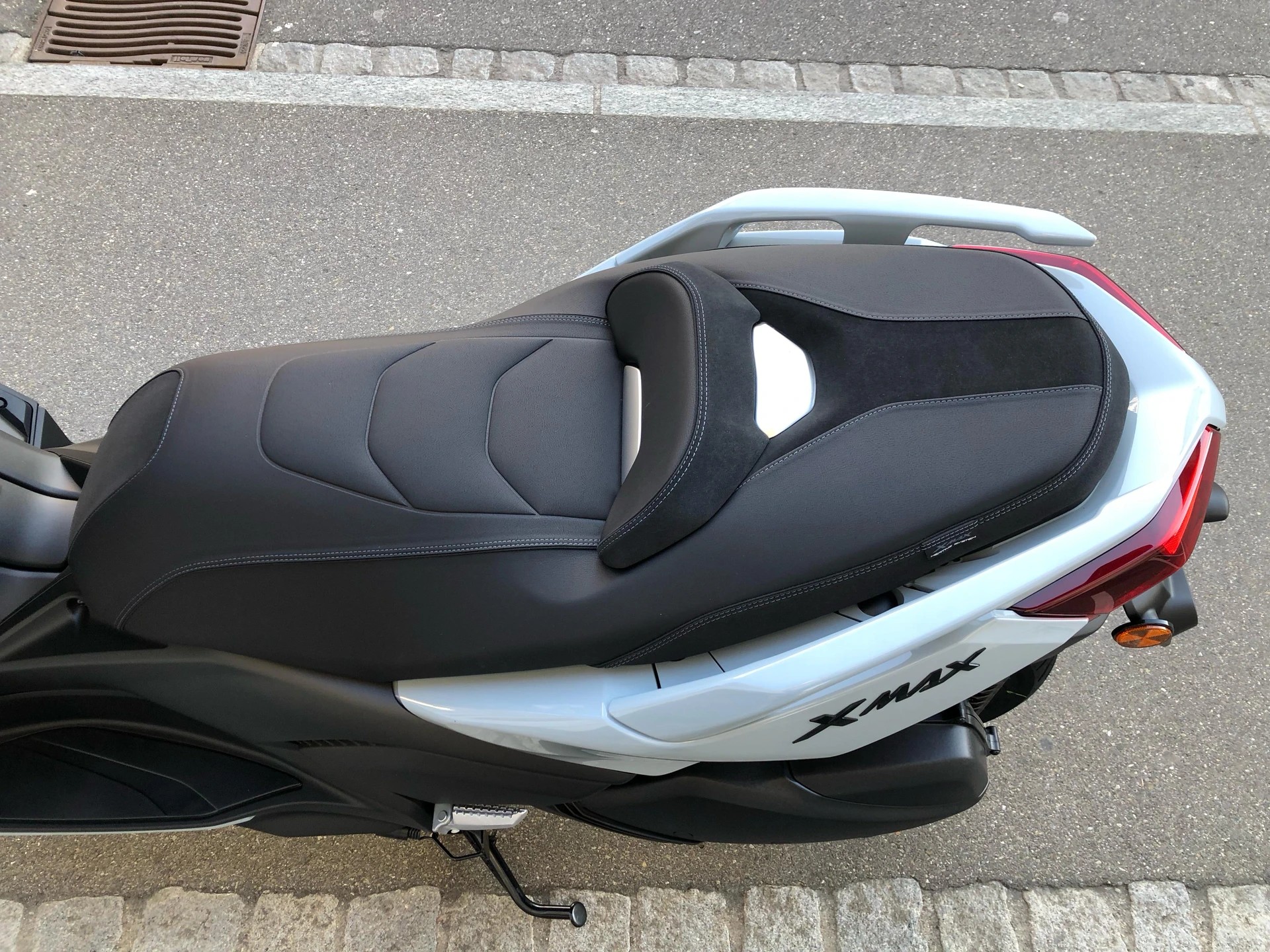 YAMAHA X-Max 300 Tech Max+-image-3