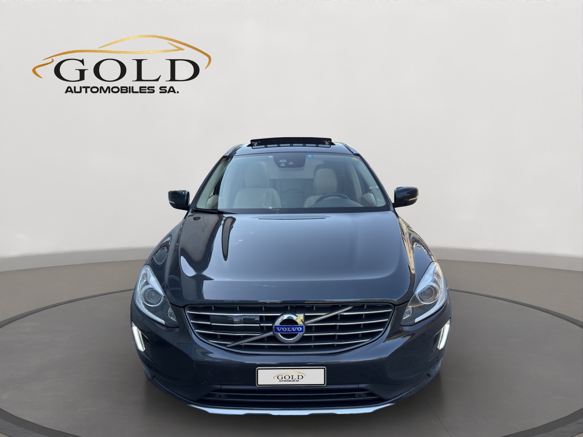 VOLVO XC60 D5 AWD Summum Geartronic-image-12