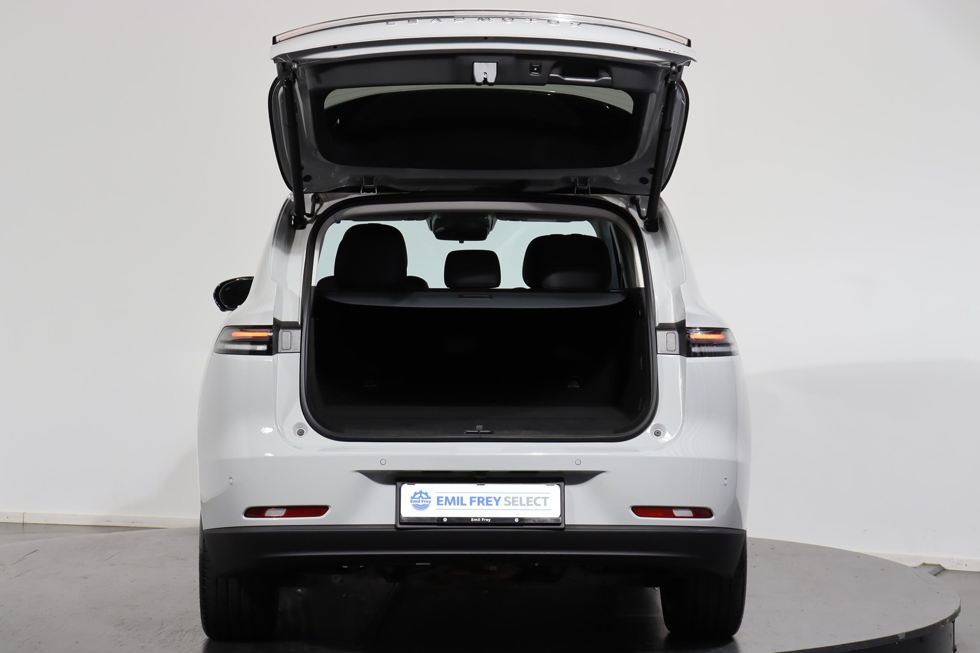 LEAPMOTOR C10 1.5 REEV Design-showroom-element-3