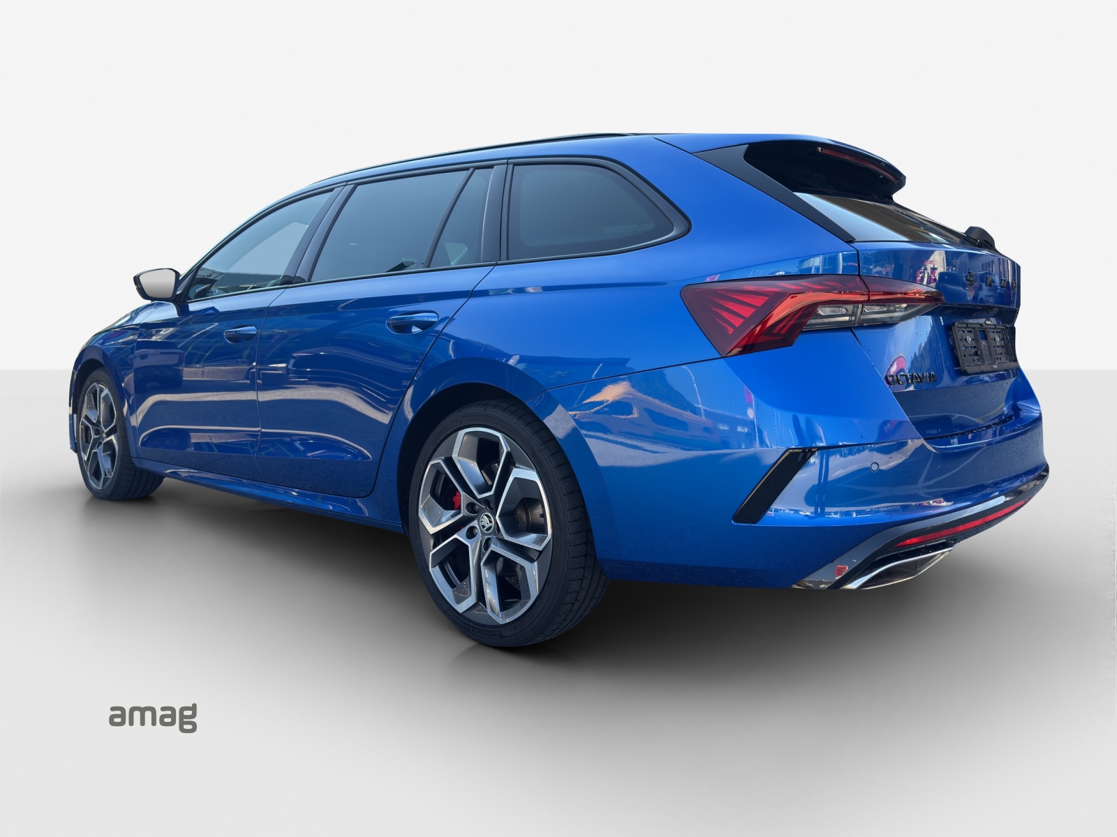 SKODA Octavia Combi 2.0 TSI DSG RS-showroom-element-2