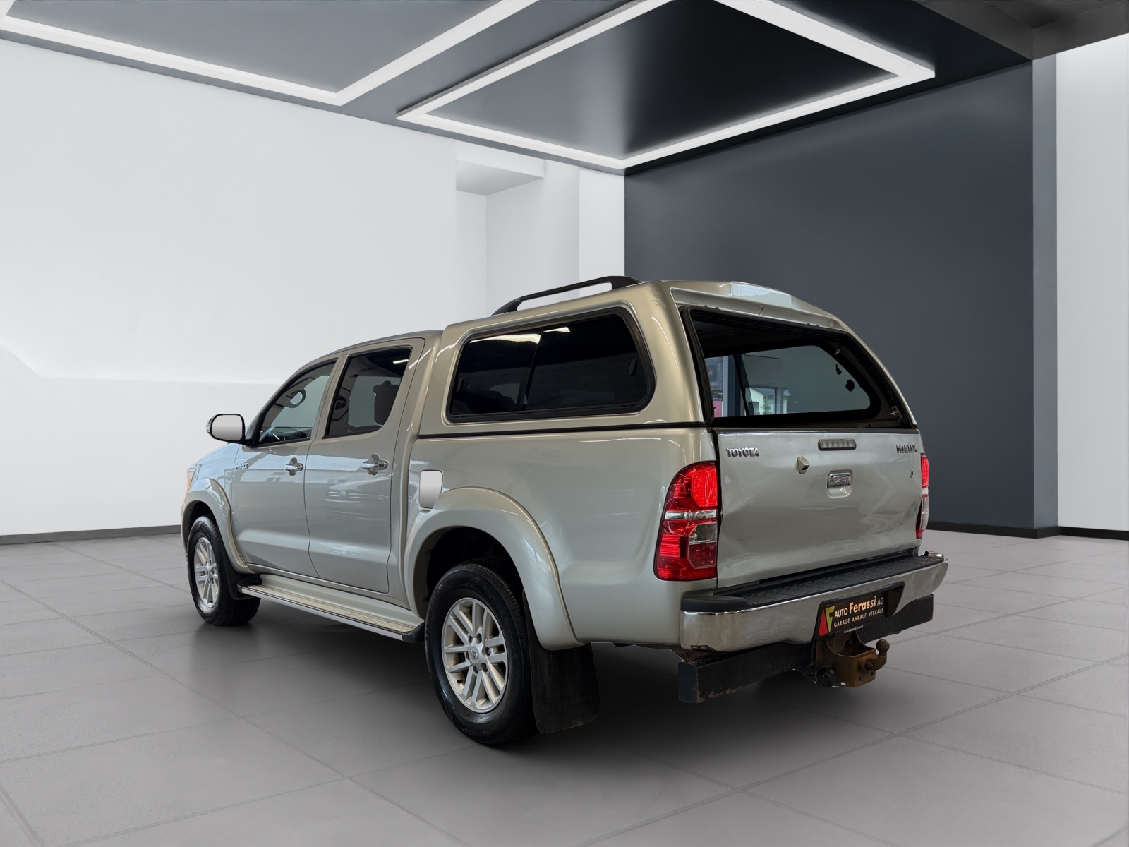 TOYOTA Hilux 3.0 DoubleCab LineaSol-showroom-element-3
