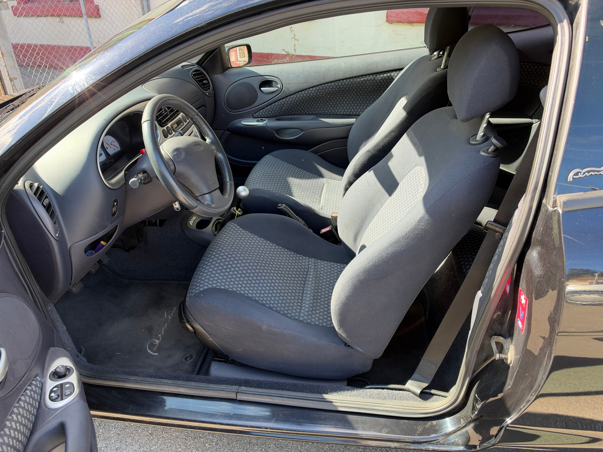 FORD Puma 1.7i 16V-image-4