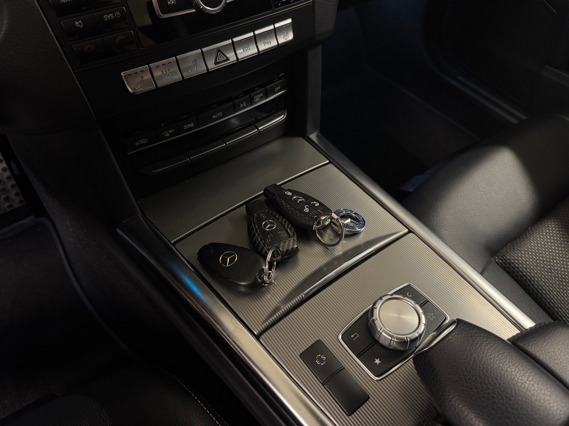 MERCEDES-BENZ E 200 CGI BlueEfficiency 7G-Tronic *Alles eingetragen* I Ab MFK 11.25 I Frisch ab Service I 8-fach I Sehr gepflegt I TOP Angebot-image-17