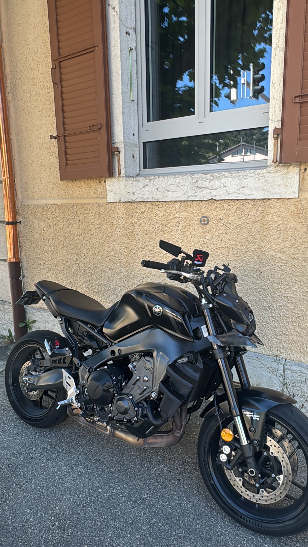 YAMAHA MT-09 (possibilité 35kw)-image-4