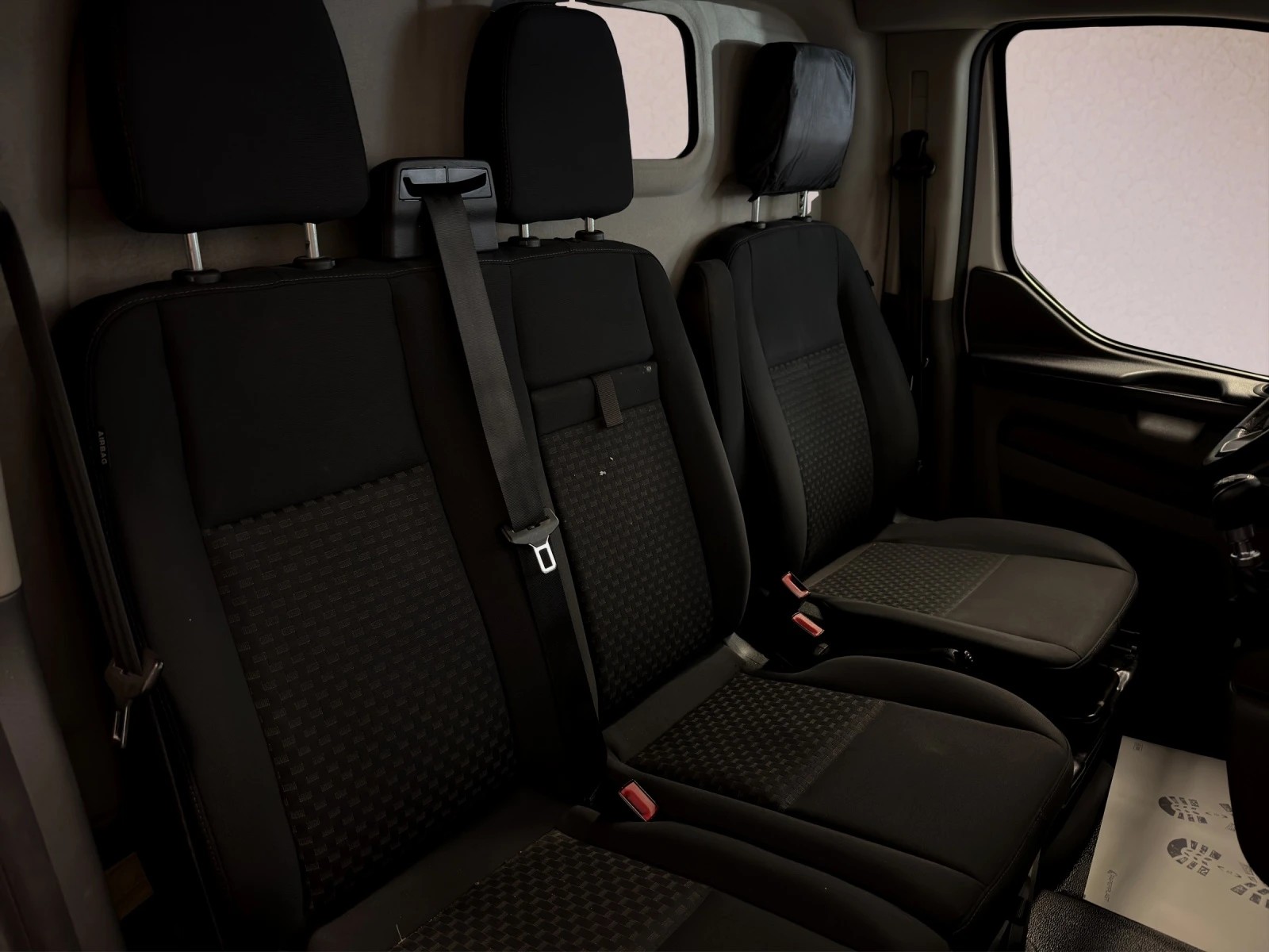 FORD Transit Custom Van 320 L1H1 Trend-image-11