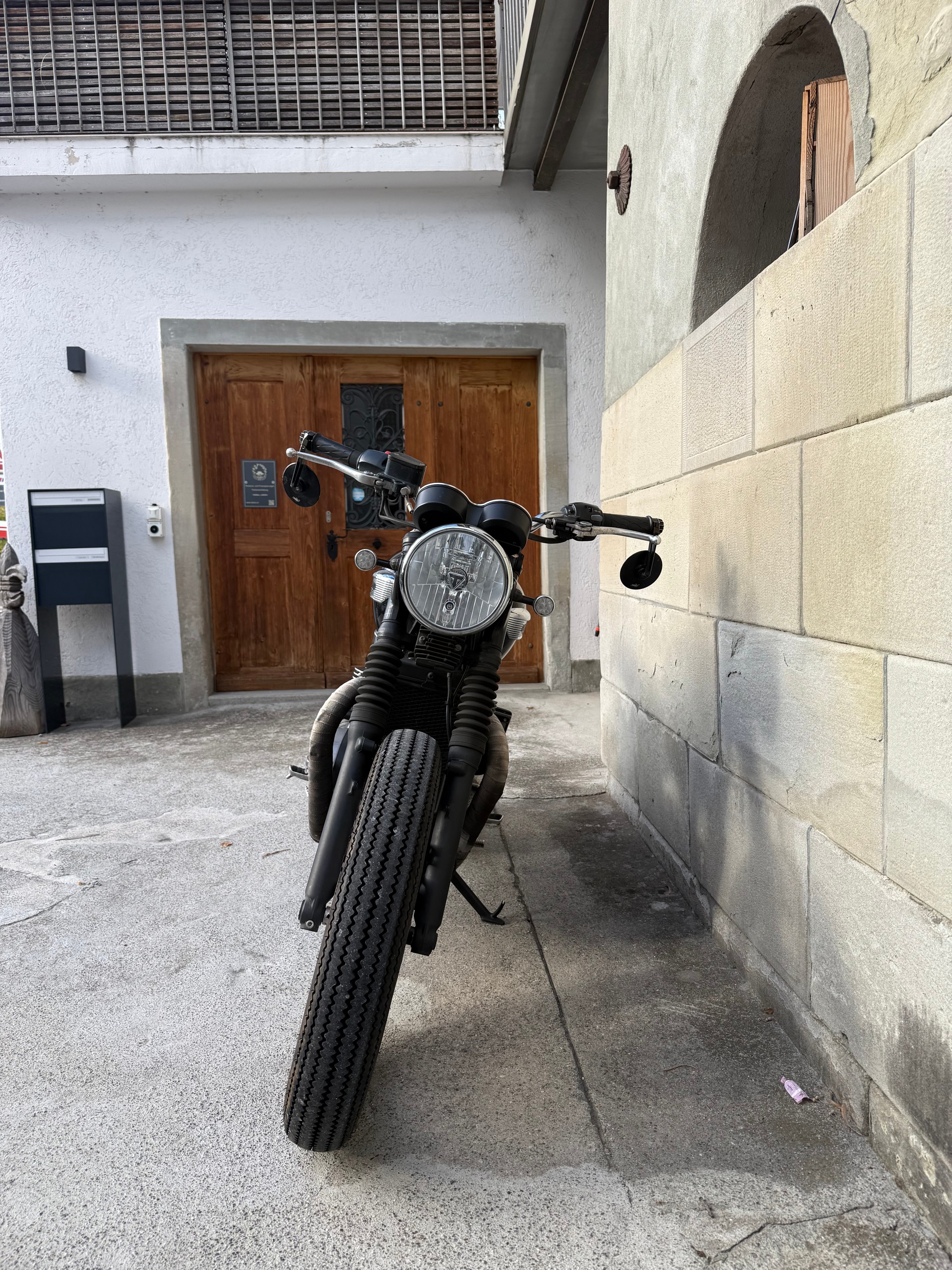 TRIUMPH Bonneville 900 T 100 ABS (35kW)-image-0