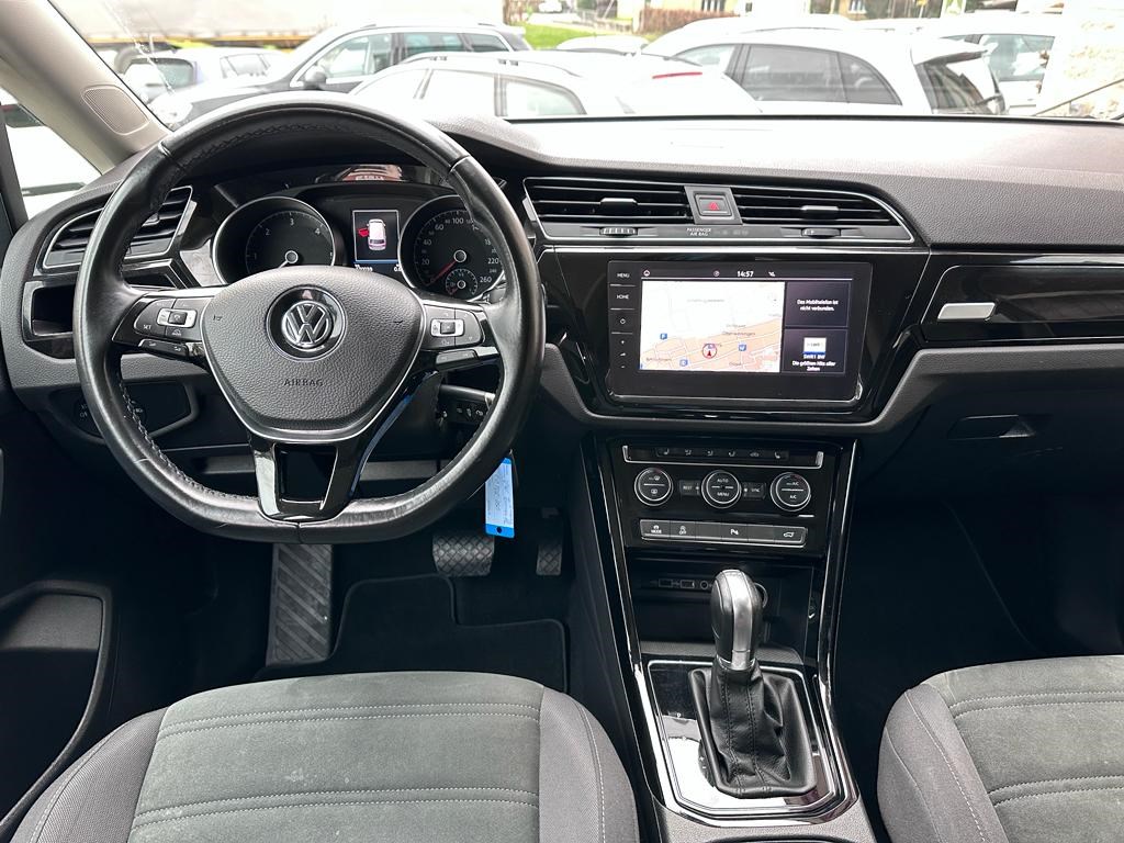 VW Touran 2.0 TDI BlueMotion Technology Highline DSG-image-7