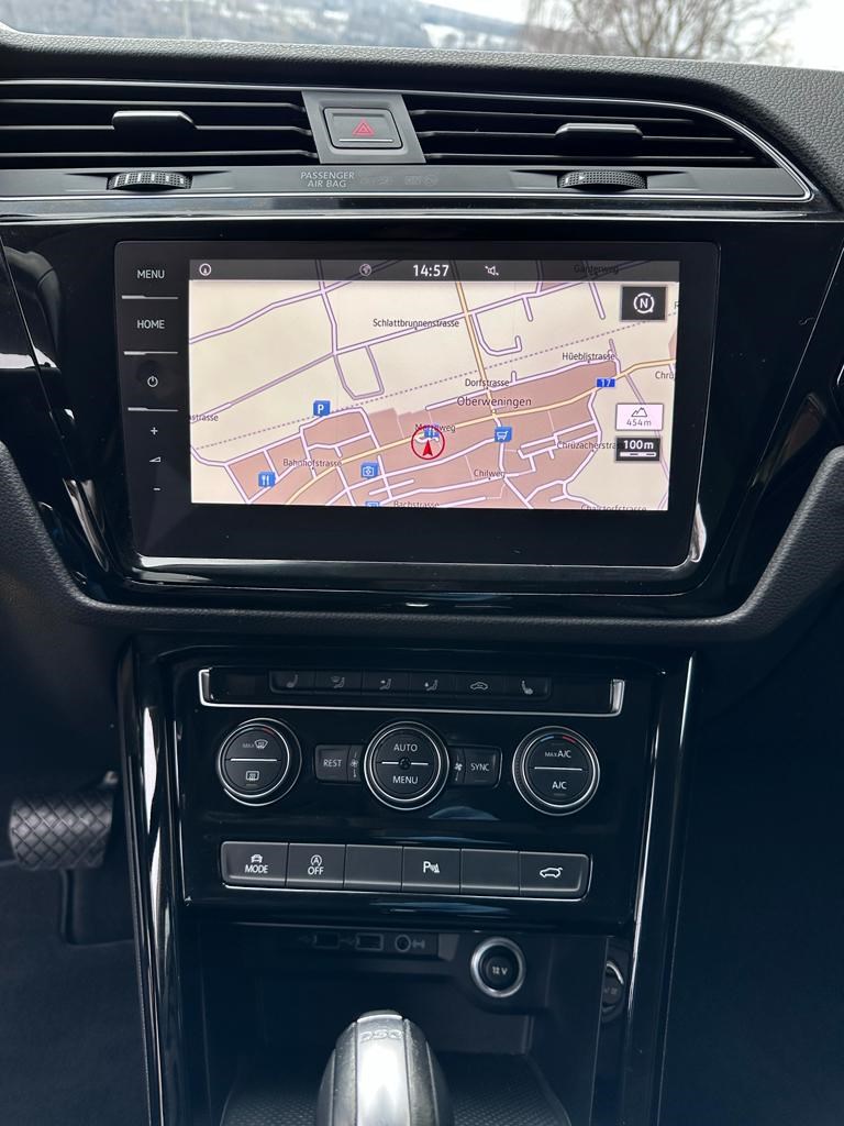 VW Touran 2.0 TDI BlueMotion Technology Highline DSG-image-9