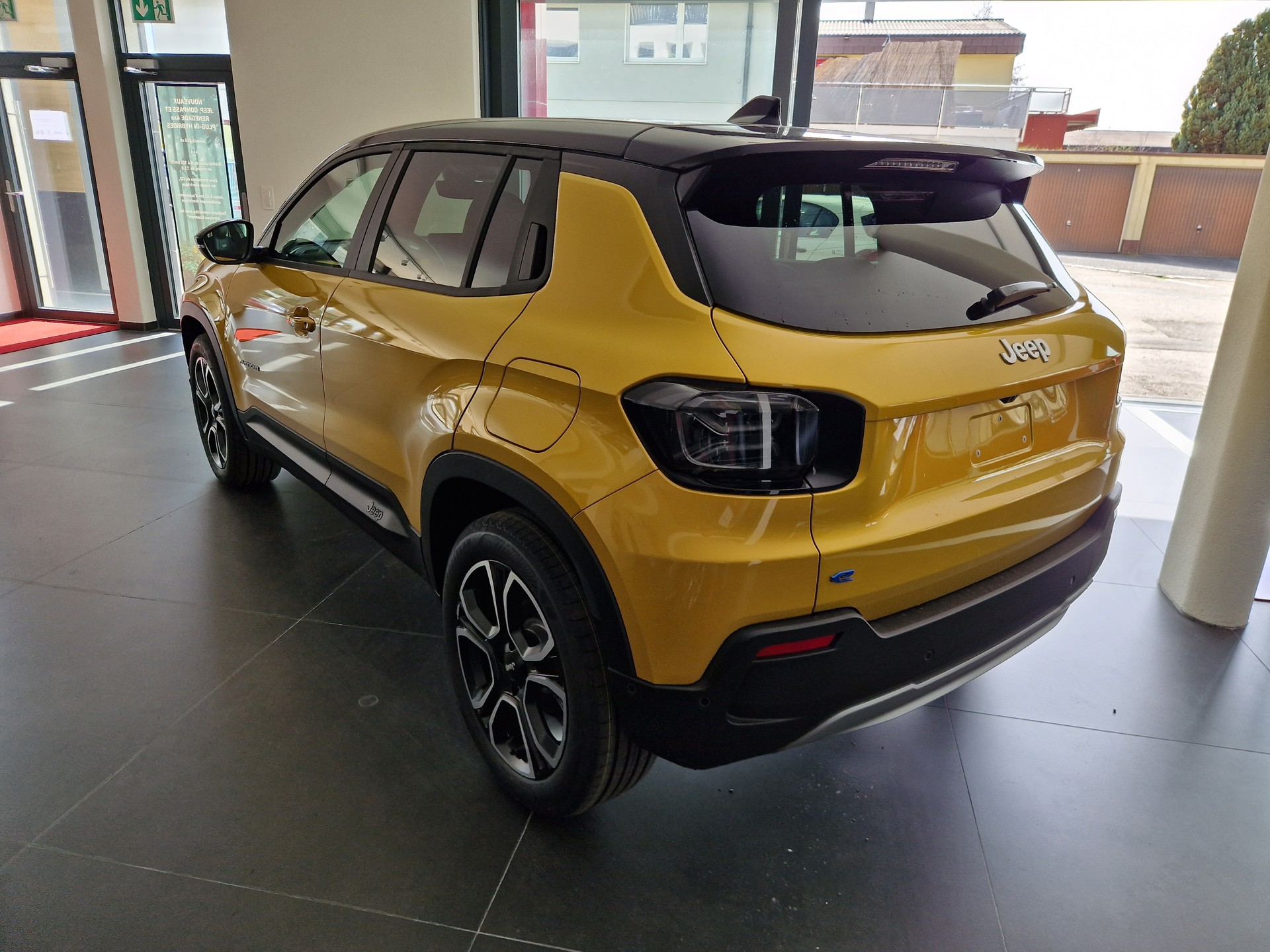 JEEP Avenger 54kWh Summit-image-4
