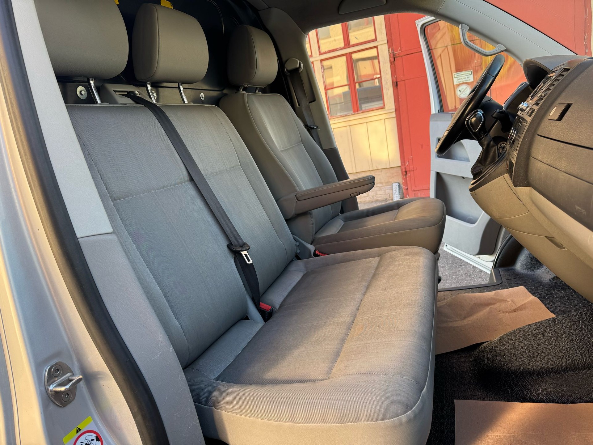 VW T5 2.0 Bi-TDI 4Motion DSG-image-11