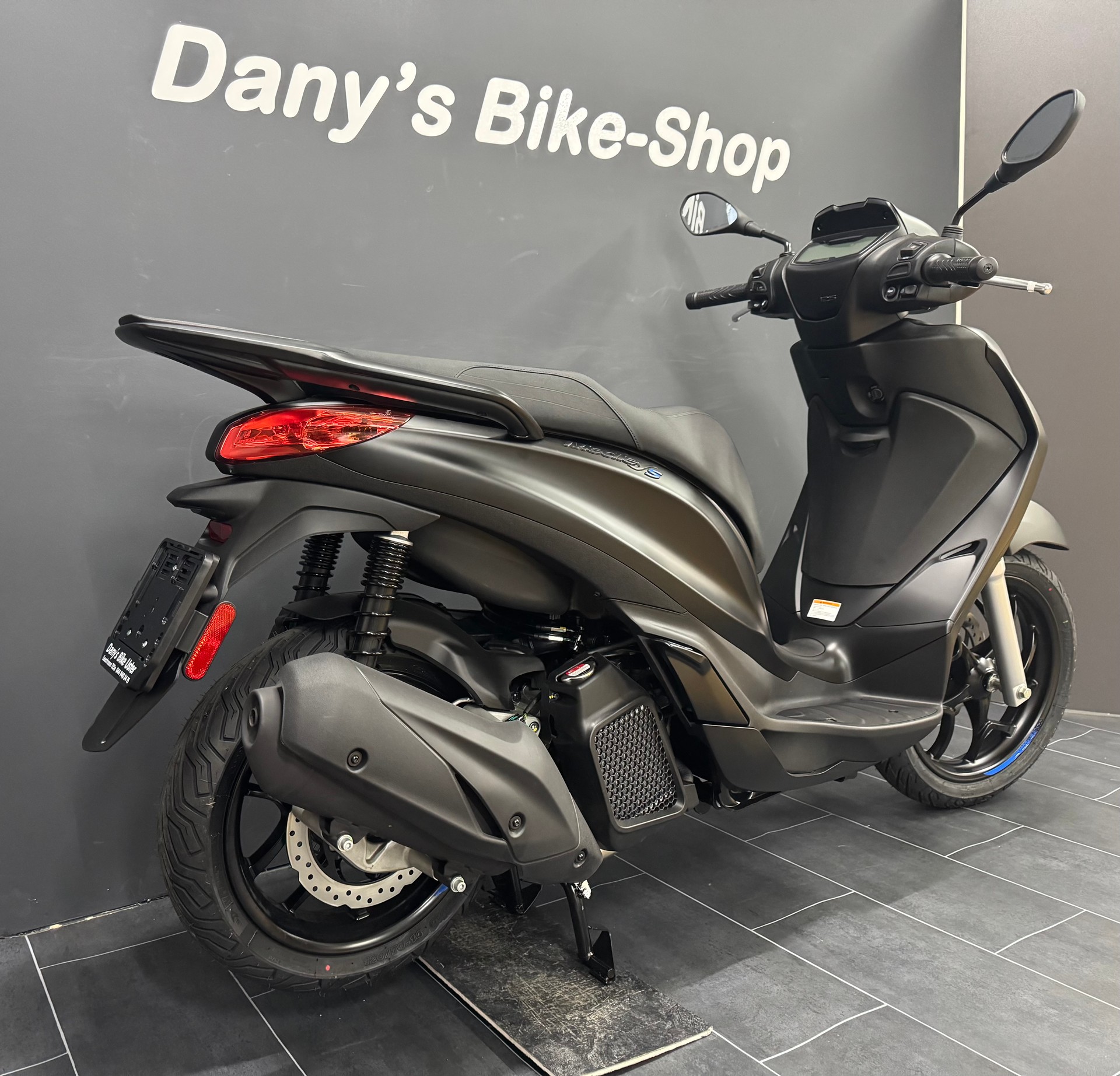 PIAGGIO Medley 125 Sport E5+ (4 Jahre Garantie)-image-3