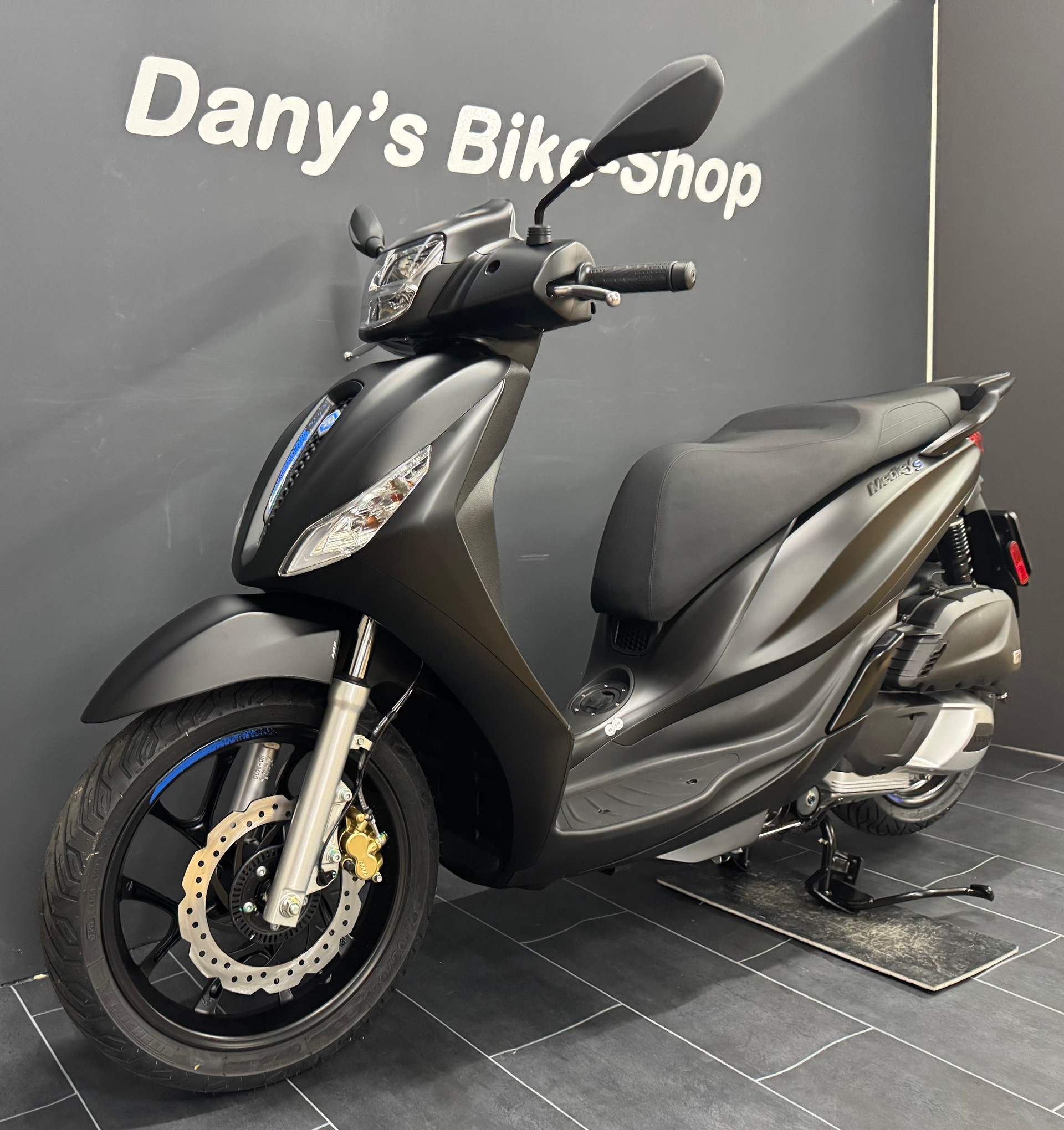 PIAGGIO Medley 125 Sport E5+ (4 Jahre Garantie)-image-2