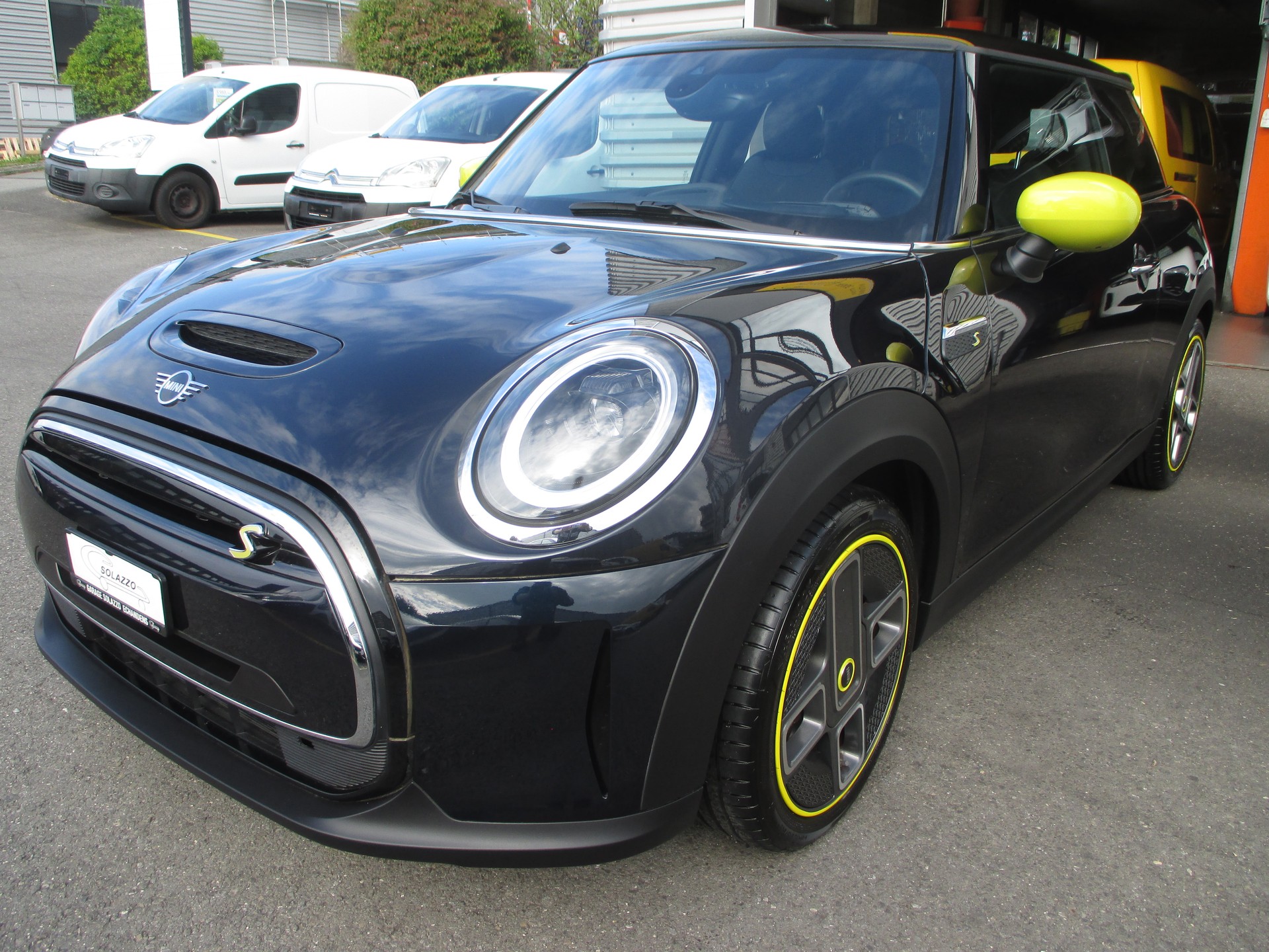 MINI Cooper SE-image-7