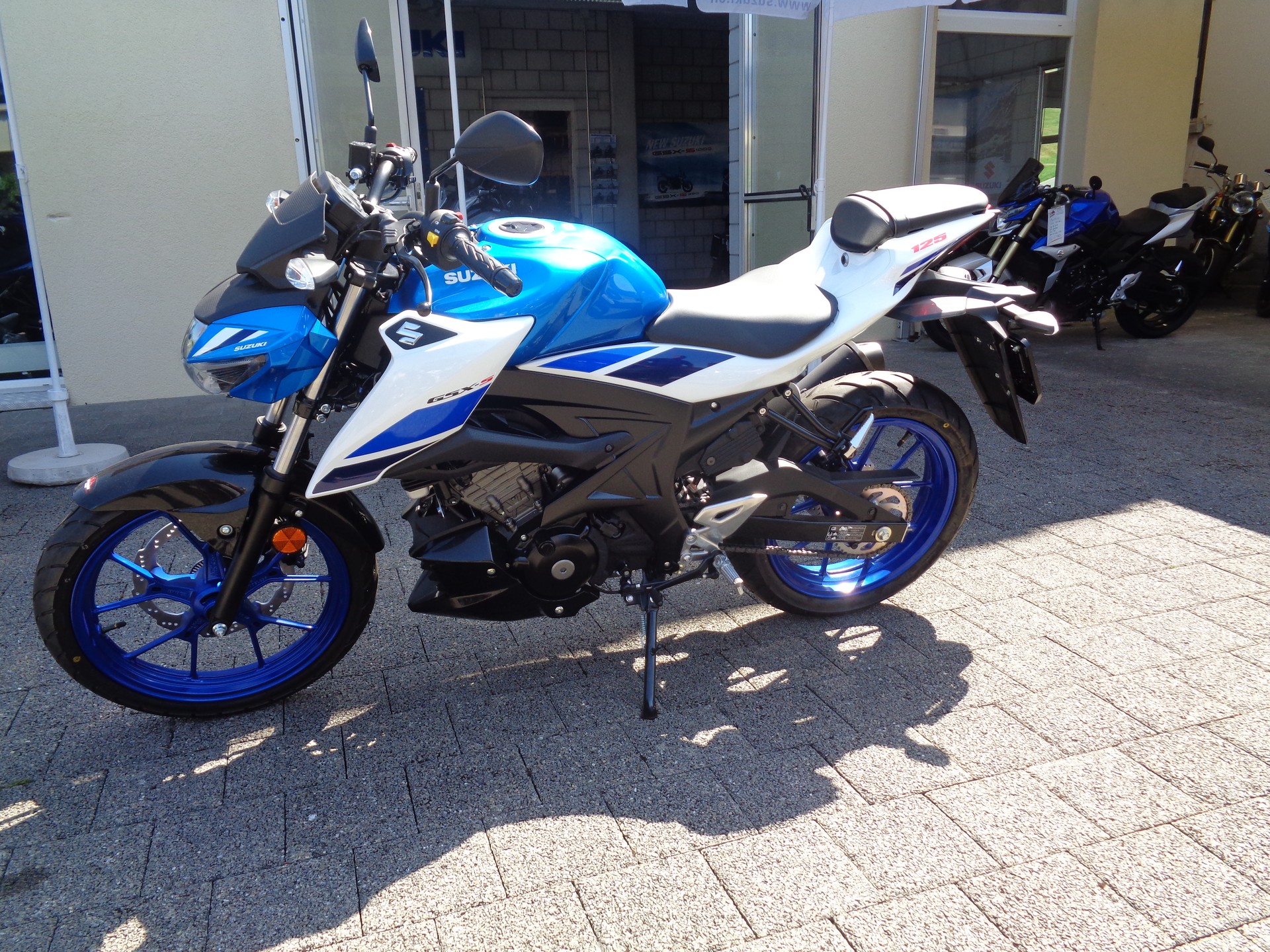 SUZUKI GSX-S 125-image-1