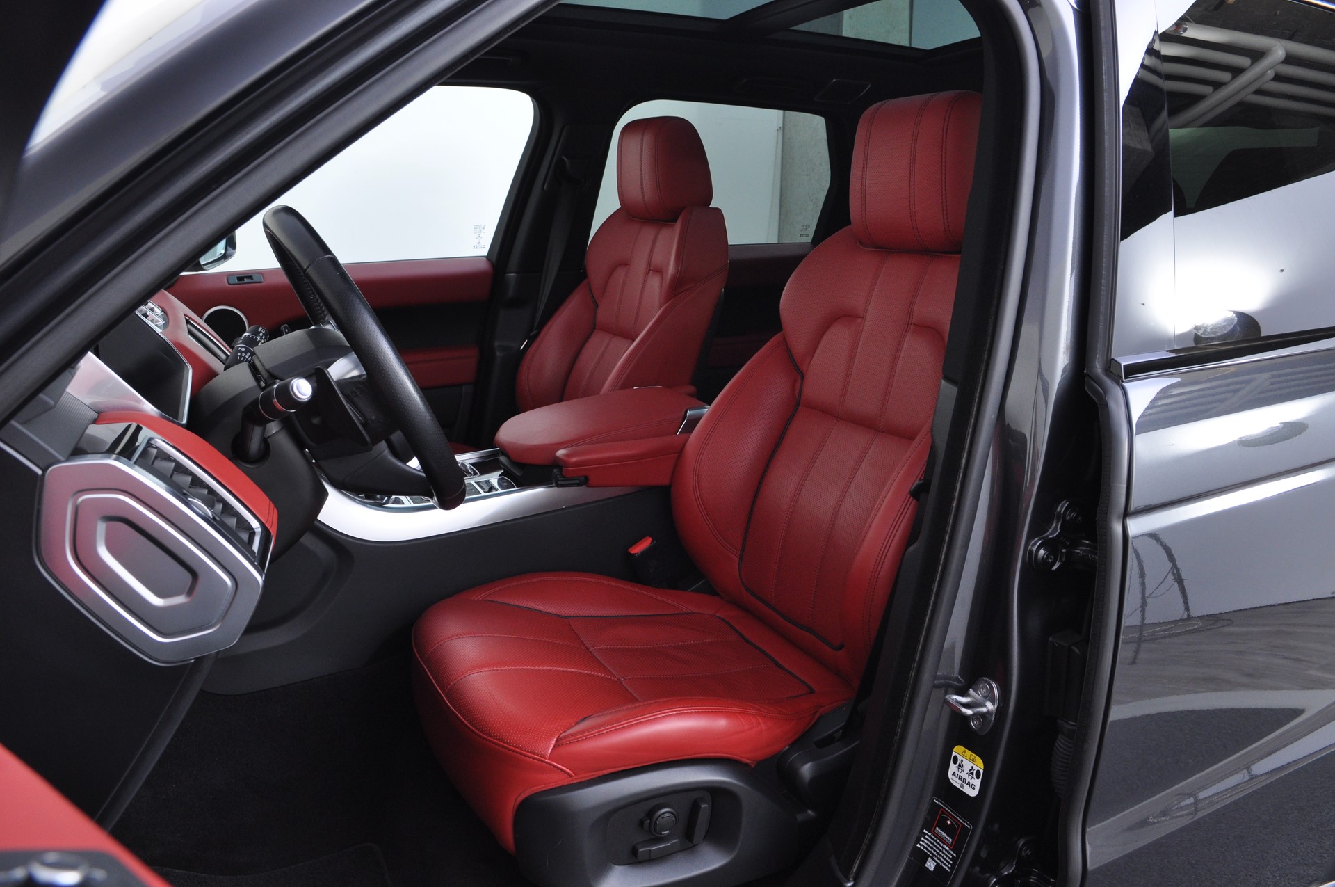 LAND ROVER Range Rover Sport 3.0 SDV6 HSE Dynamic Automatic-image-11