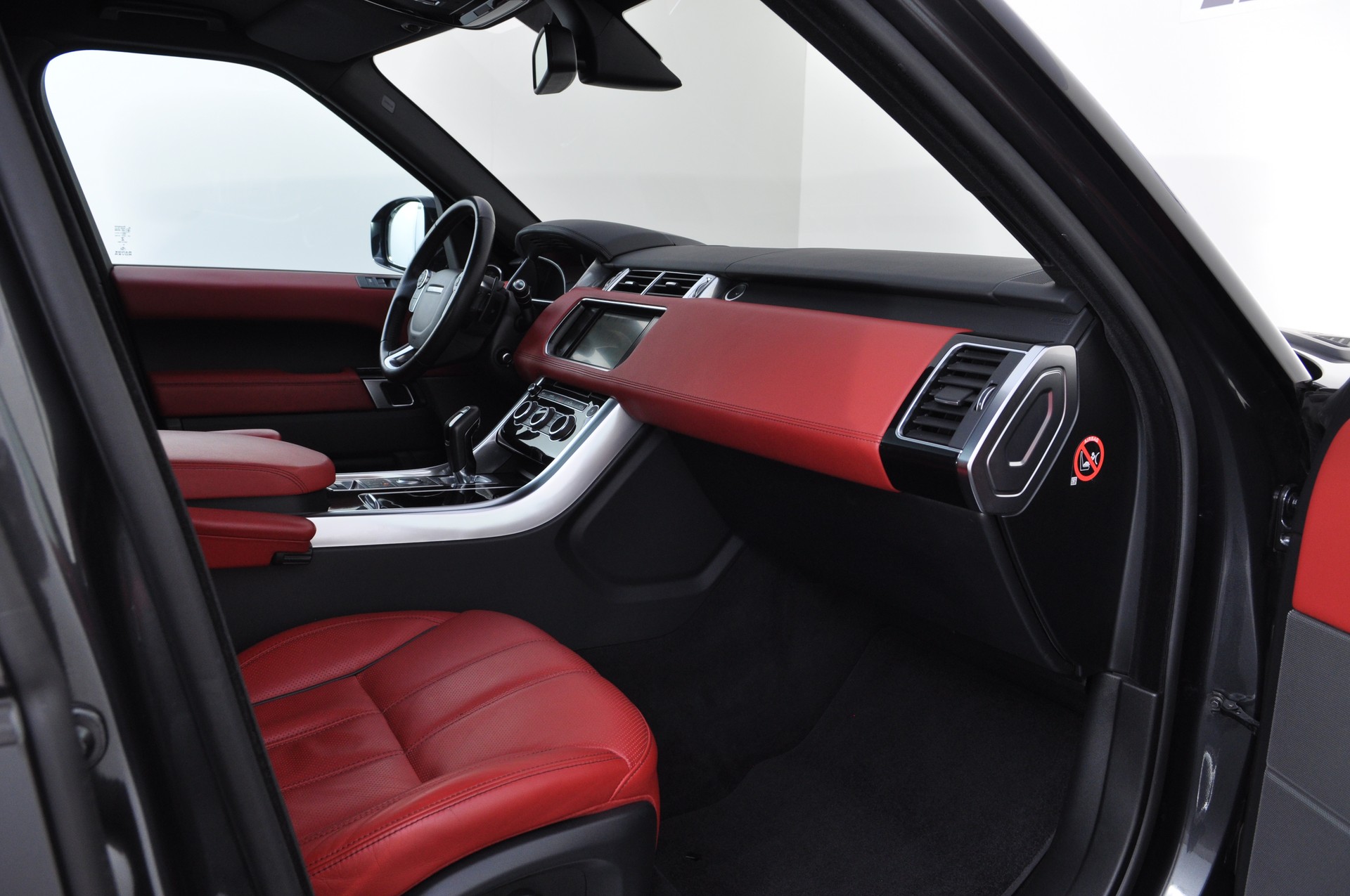 LAND ROVER Range Rover Sport 3.0 SDV6 HSE Dynamic Automatic-image-15